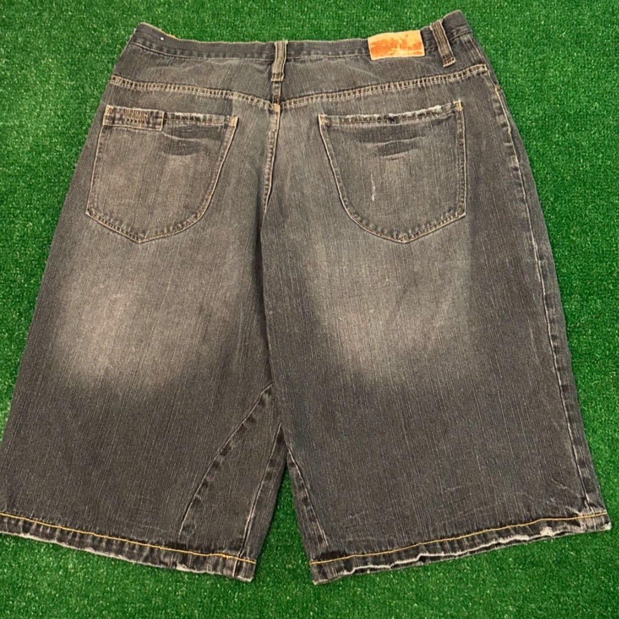 Rocawear VINTAGE Rocawear Baggy Hip Hop Skater Grunge Jorts Jeans 38 Blue Men JNCO Pockets Size 38 Size US 38 / EU 54 - 2 Thumbnail