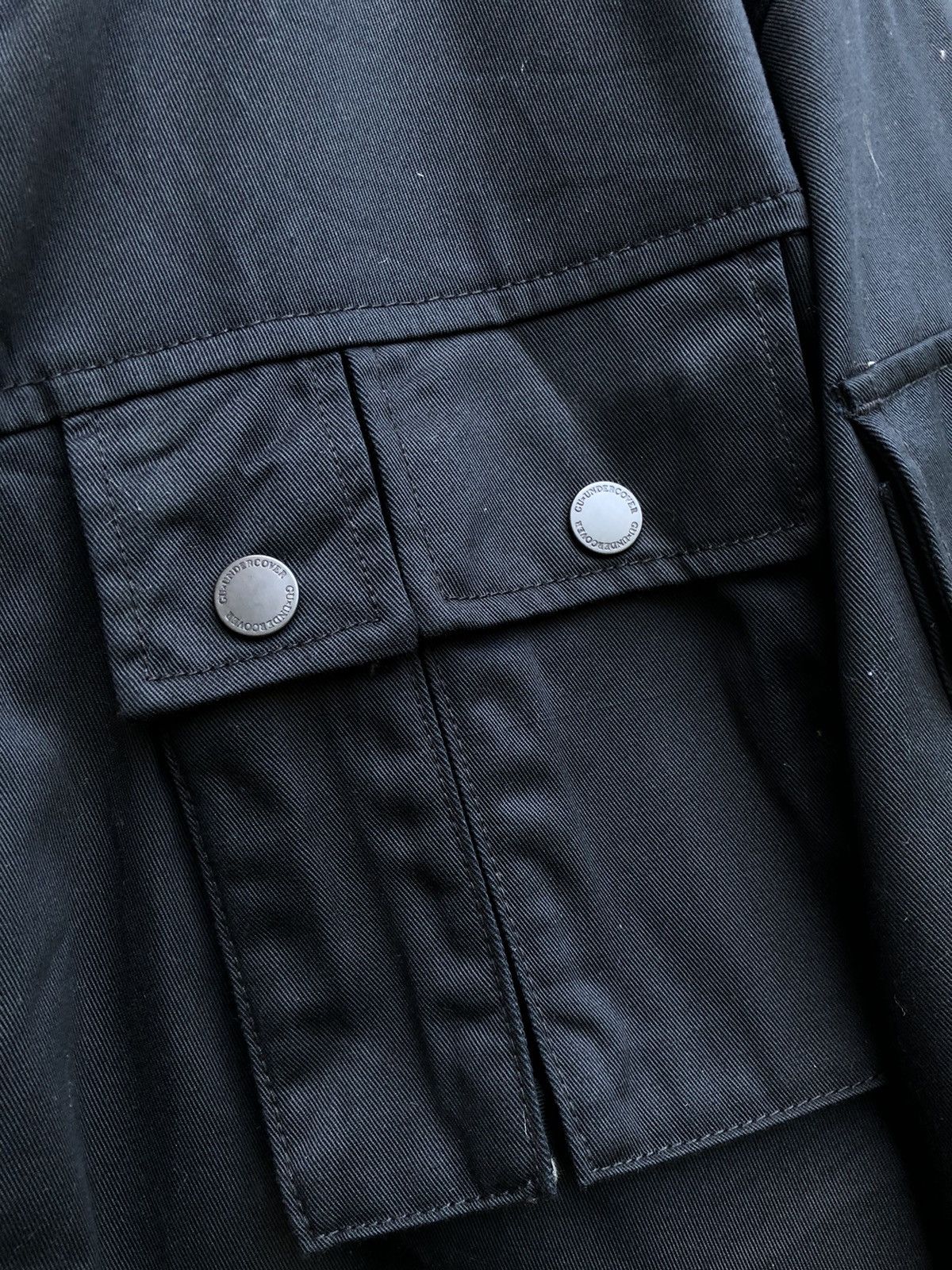 GU × Jun Takahashi × Undercover UNDERCOVER X GU BAGGY TACTICAL CARGO POCKET JACKET Size US XL / EU 56 / 4 - 8 Thumbnail