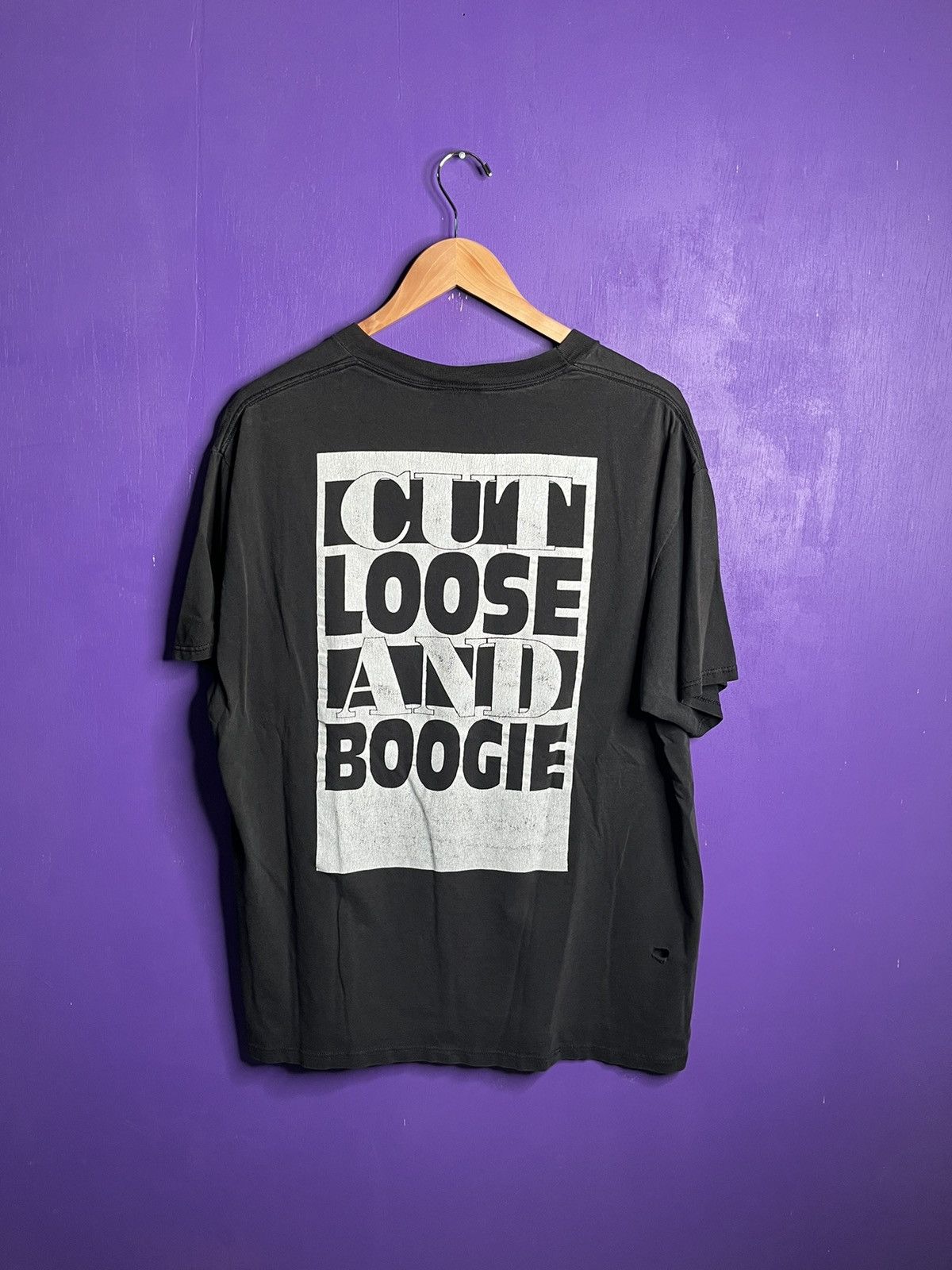 Vintage Vintage 1998 cut loose and boogie art t-shirt Size US XL / EU 56 / 4 - 2 Thumbnail