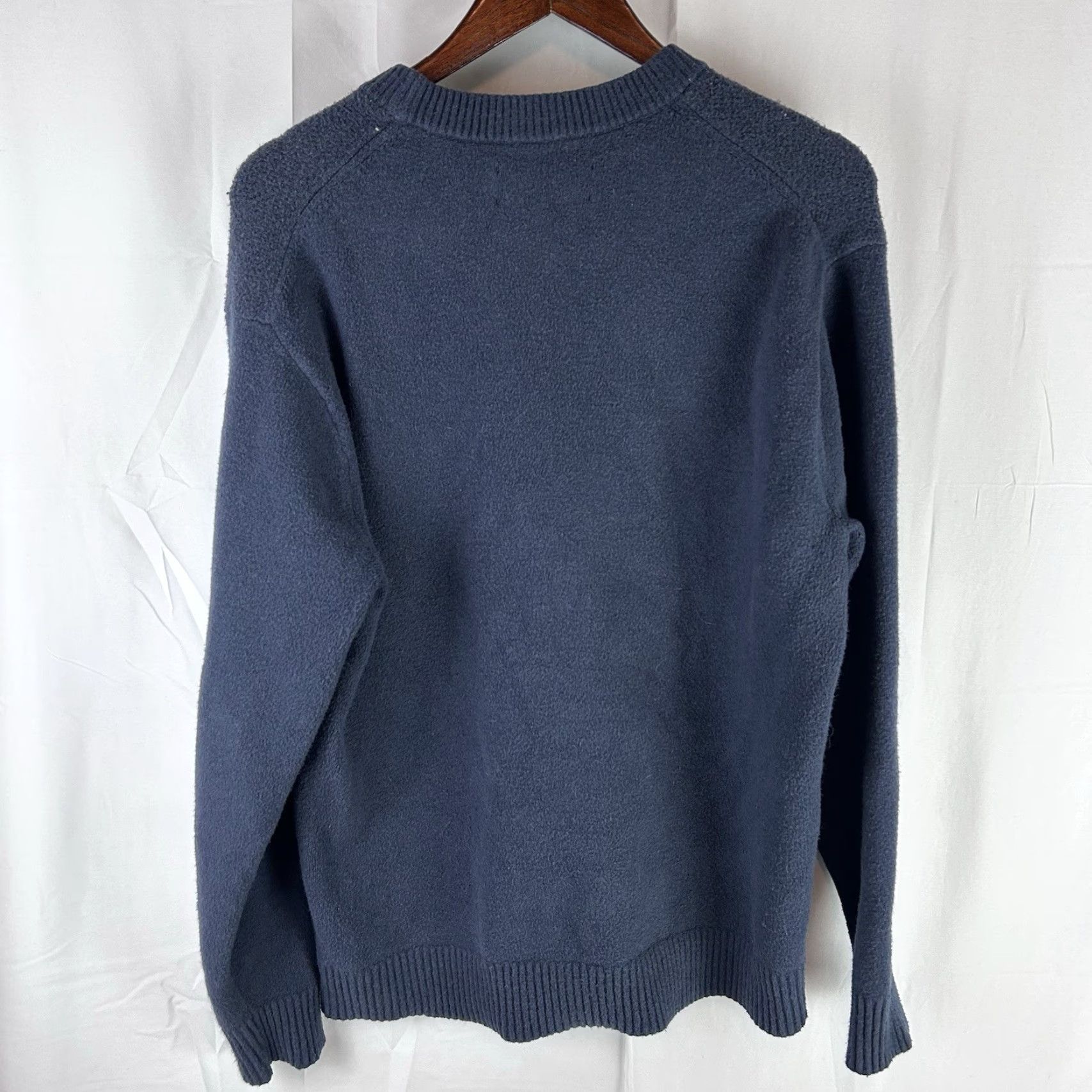 Abercrombie & Fitch Abercrombie & Fitch Mens M Navy Flower Crewneck Pullover Sweater Blue Floral Knit Crewneck Oversized Fall Winter Shirt? Size US M / EU 48-50 / 2 - 7 Thumbnail