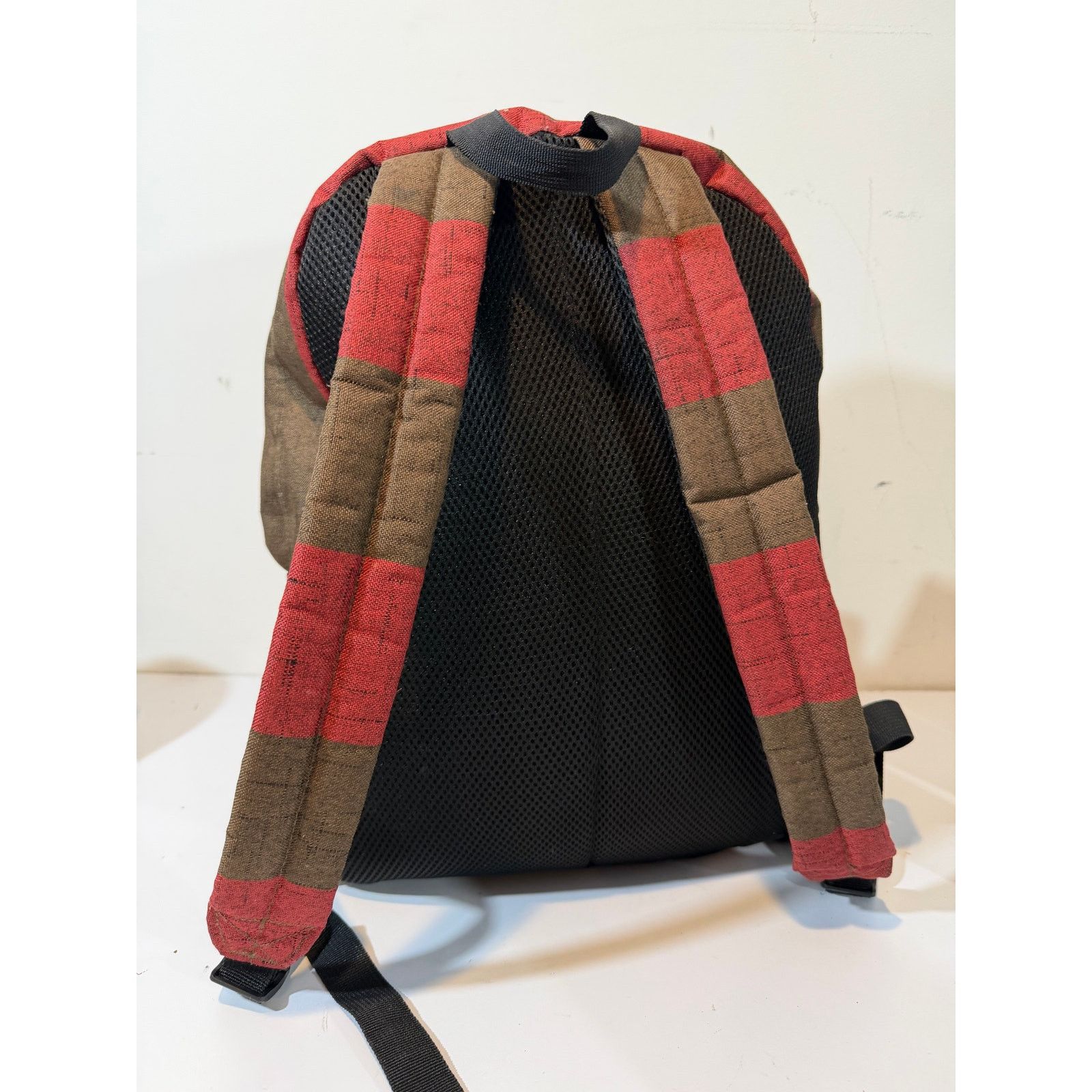 Hot Topic Hot Topic Nightmare on Elm Street Never Sleep Again Backpack Size ONE SIZE - 8 Thumbnail