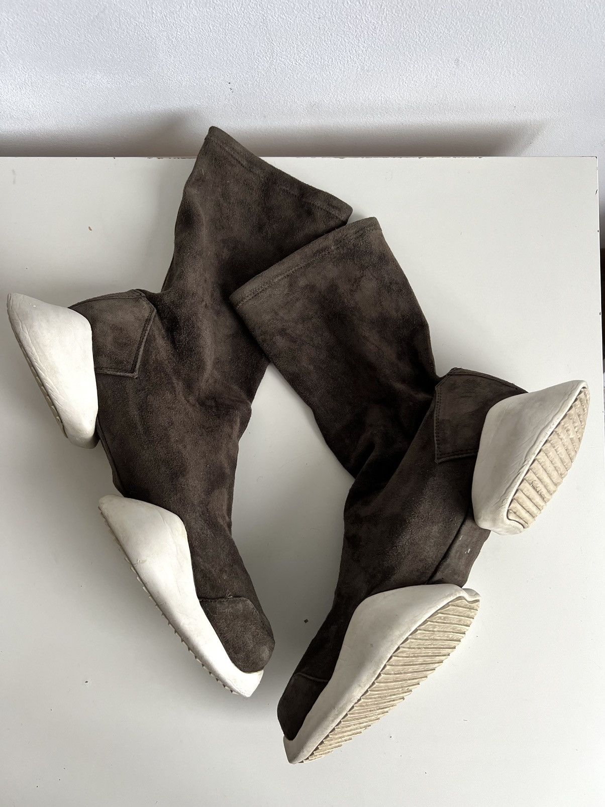 Rick Owens Rick Owens “Mastodon” Vicious Runner Dust Sneakers Size US 10 / EU 43 - 13 Thumbnail