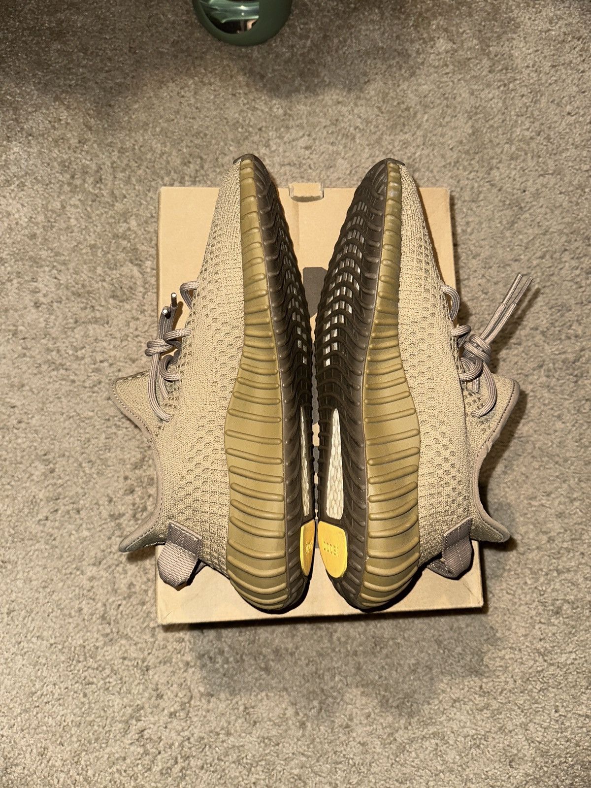 Adidas Yeezy boost 350 v2 “earth” Size US 9.5 / EU 42-43 - 5 Thumbnail