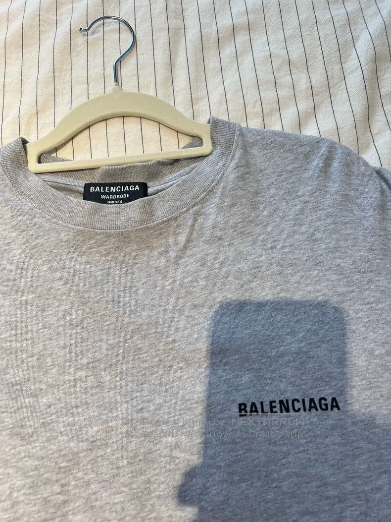 Balenciaga Balenciaga Front and back lettering short-sleeve Size US XS / EU 42 / 0 - 3 Thumbnail
