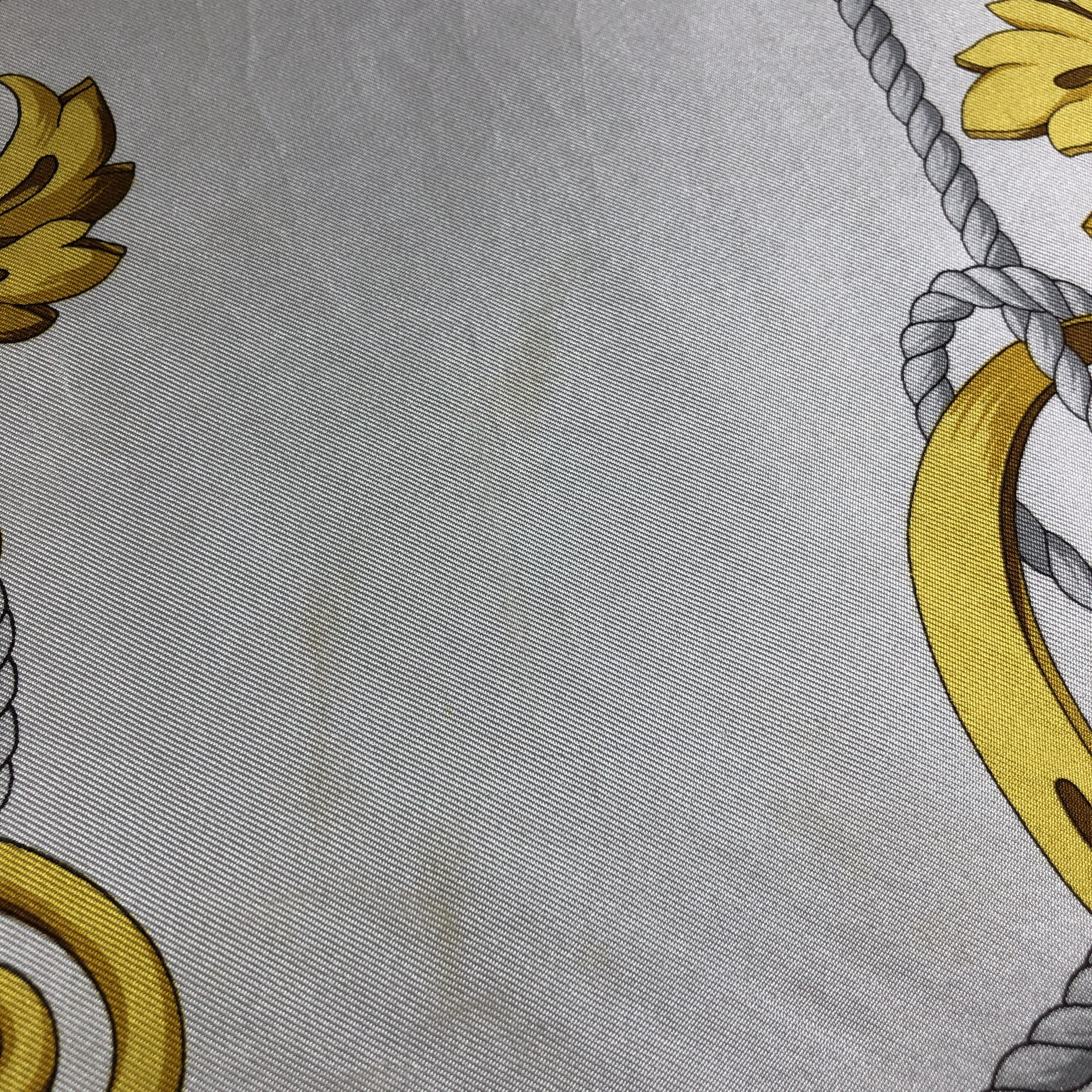 Vintage Rochas Paris Luxury Baroque Silk Scarf M475 Size ONE SIZE - 7 Thumbnail