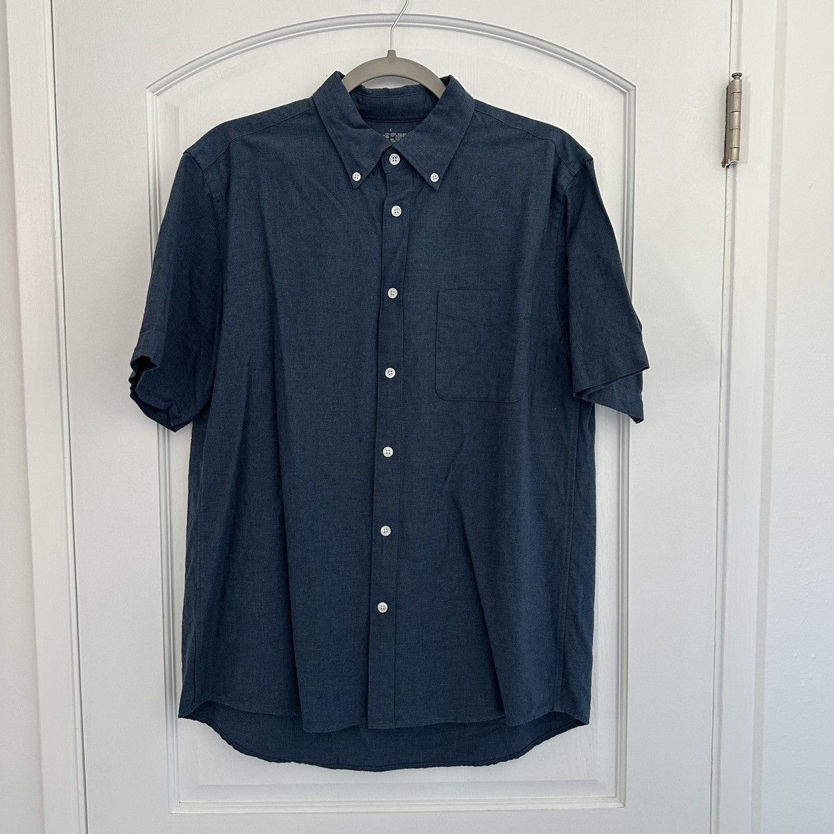 Muji MUJI Short Sleeve Pocket Buttondown Shirt (Asia Fit) Size US L / EU 52-54 / 3 - 1 Thumbnail