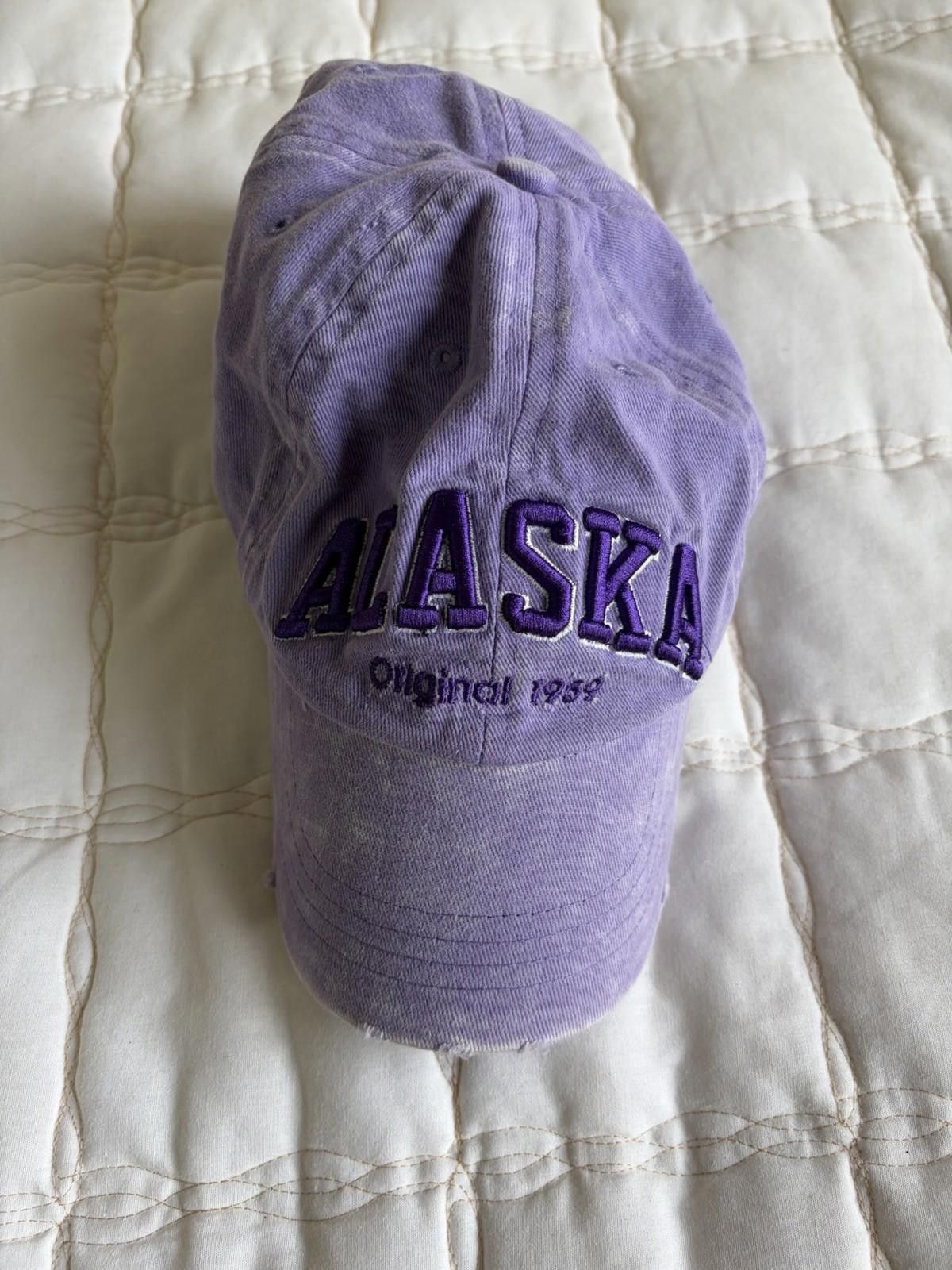 Robin Ruth Alaska Original 1959 Distressed Faded Purple Robin Ruth hat Size ONE SIZE - 1 Thumbnail