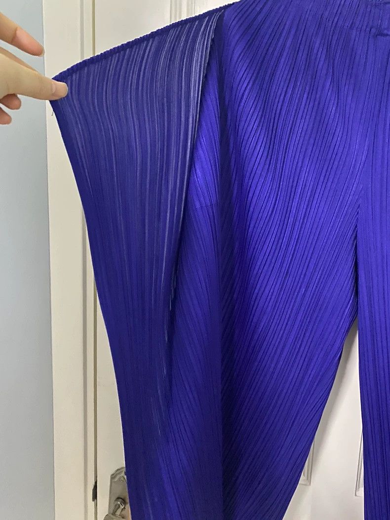 Issey Miyake Issey Miyake size:2 Blue and black color combination bests Size 31" - 7 Thumbnail