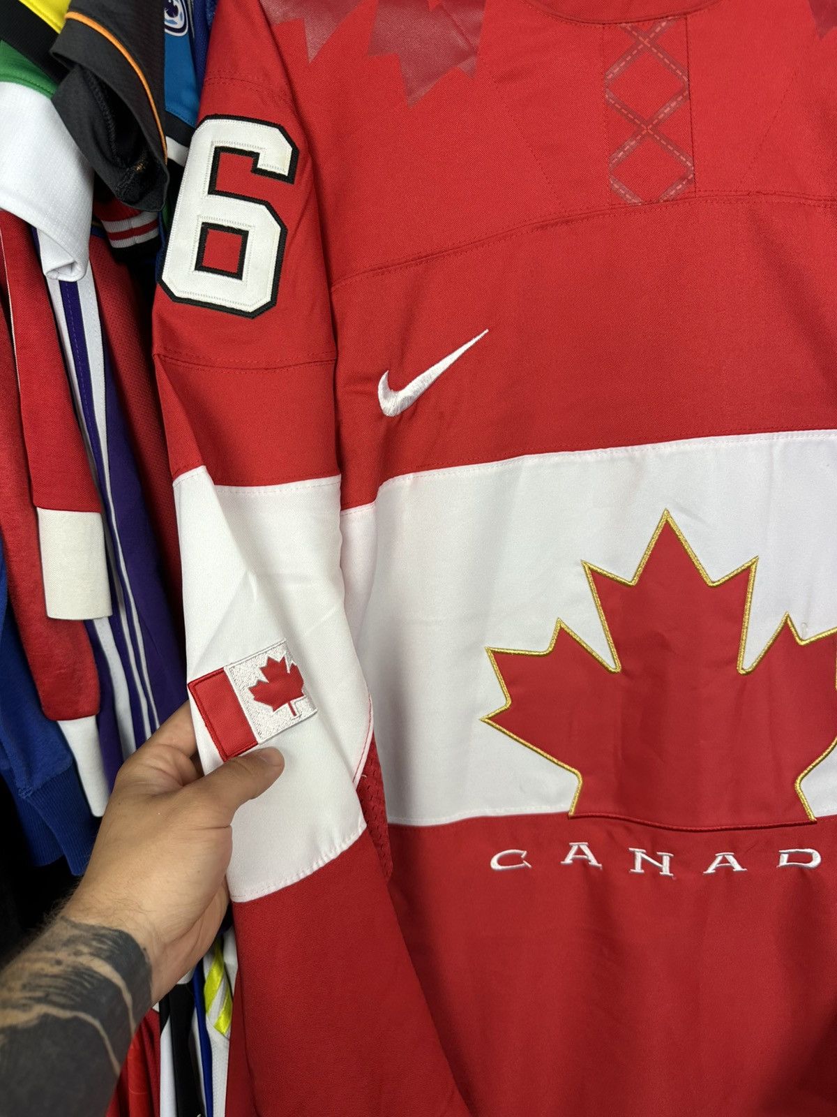 Nike Nike TOEWS #16 Team Canada 2014 Olympics Jersey Hockey Size US XL / EU 56 / 4 - 3 Thumbnail