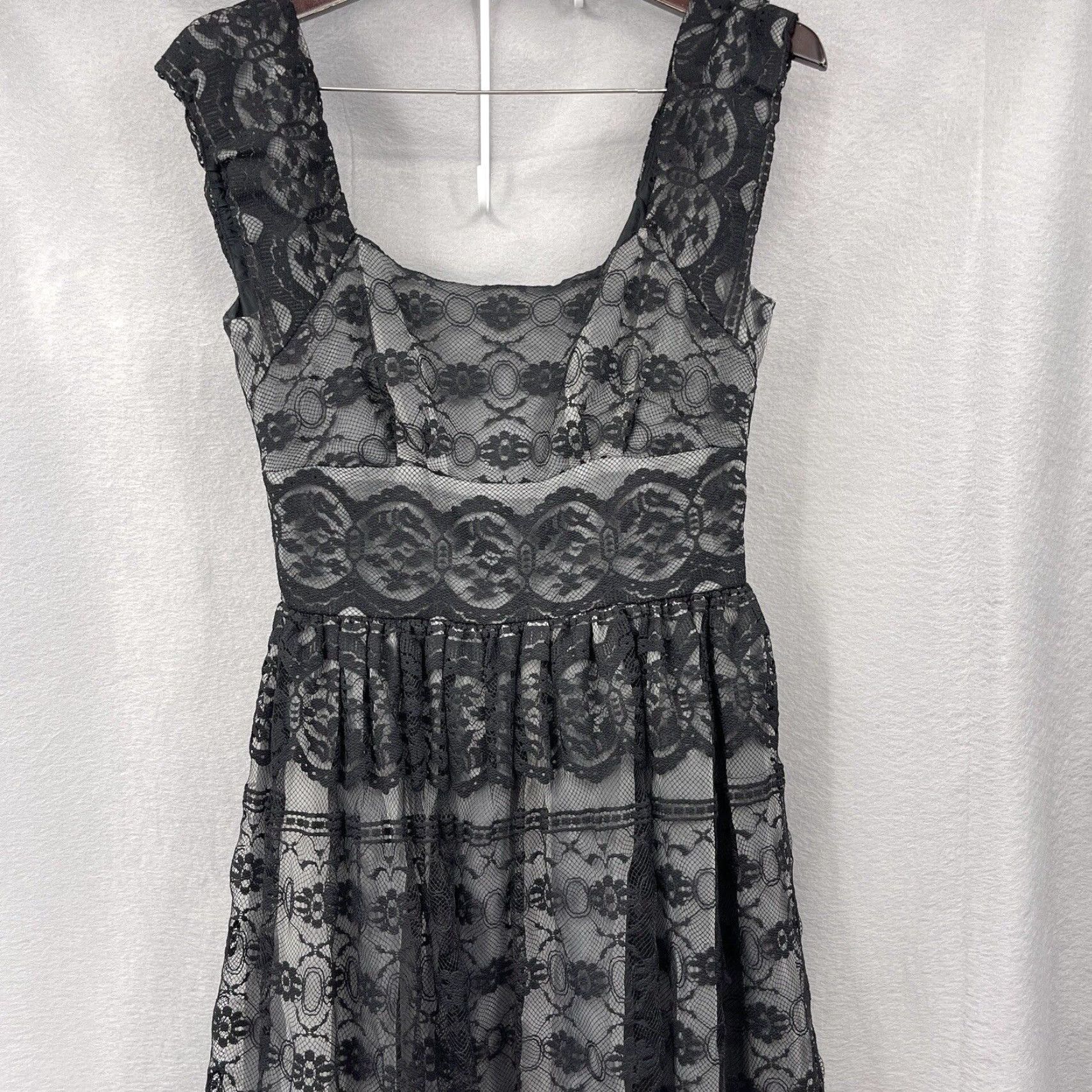 Anna Sui Anna Sui Dress Womens 4 Black Lace Flounce Audrey Hepburn Coquette Lolita Dress Shirt Womens 4 Black Lace Flounce Audrey Hepburn Coquette Lolita Size S / US 4 / IT 40 - 2 Thumbnail