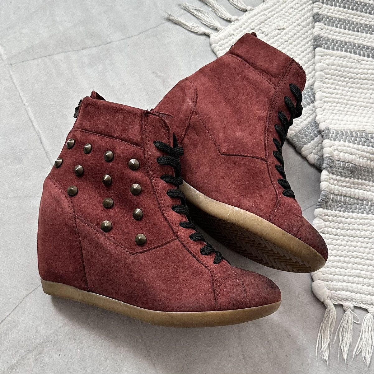 Isabel Marant Studded Wedge Style Isabel Marant Bekett Sneakers Shoes Ash Size US 6 / IT 36 - 2 Thumbnail