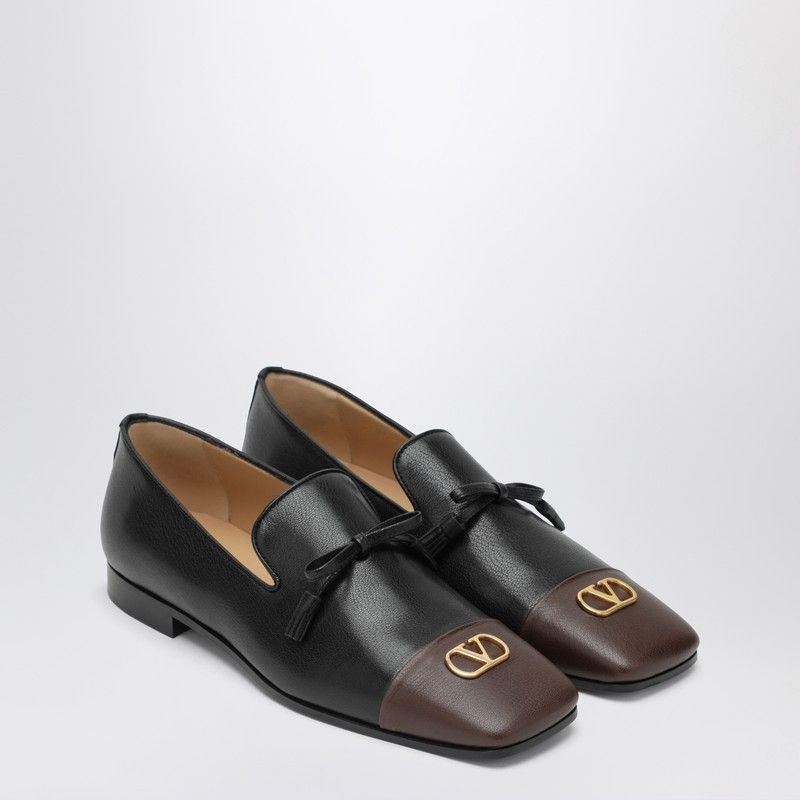 Valentino Garavani Babouchoes Vlogo Loafers In Leather