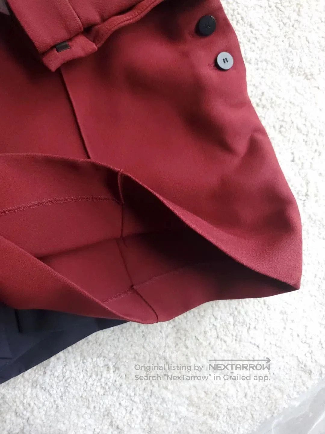 Dior brand new Dior burgundy high. Size US 32 / EU 48 - 3 Thumbnail
