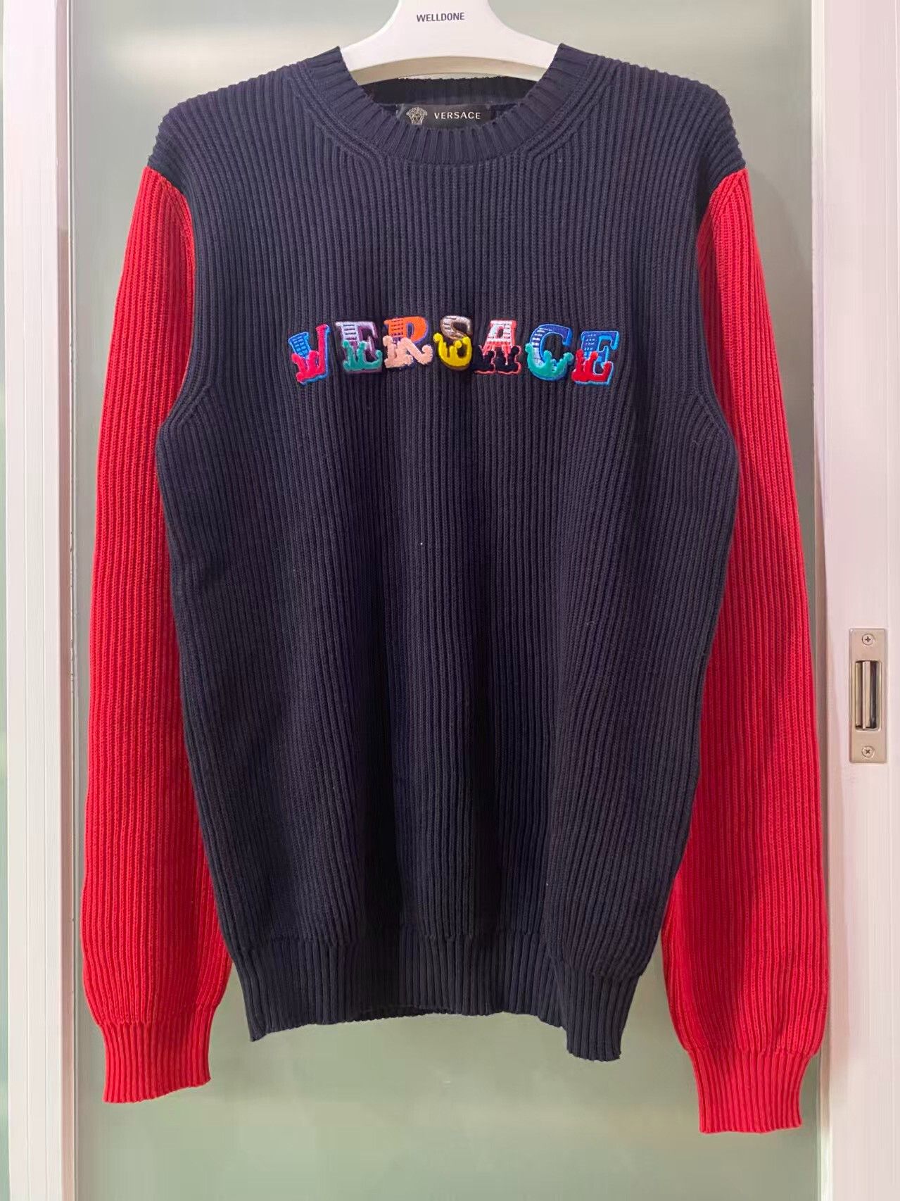 Versace versace knitted sweater in navy and red Size US L / EU 52-54 / 3 - 1 Thumbnail