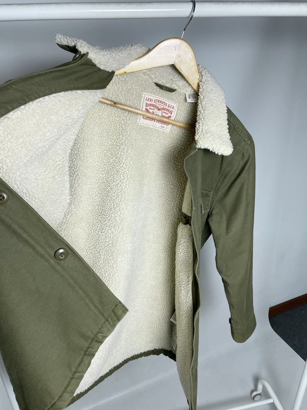 Levi's Levis Green 🥦 Size S Sherpa Jacket with Fur Military Style Size US S / EU 44-46 / 1 - 10 Thumbnail