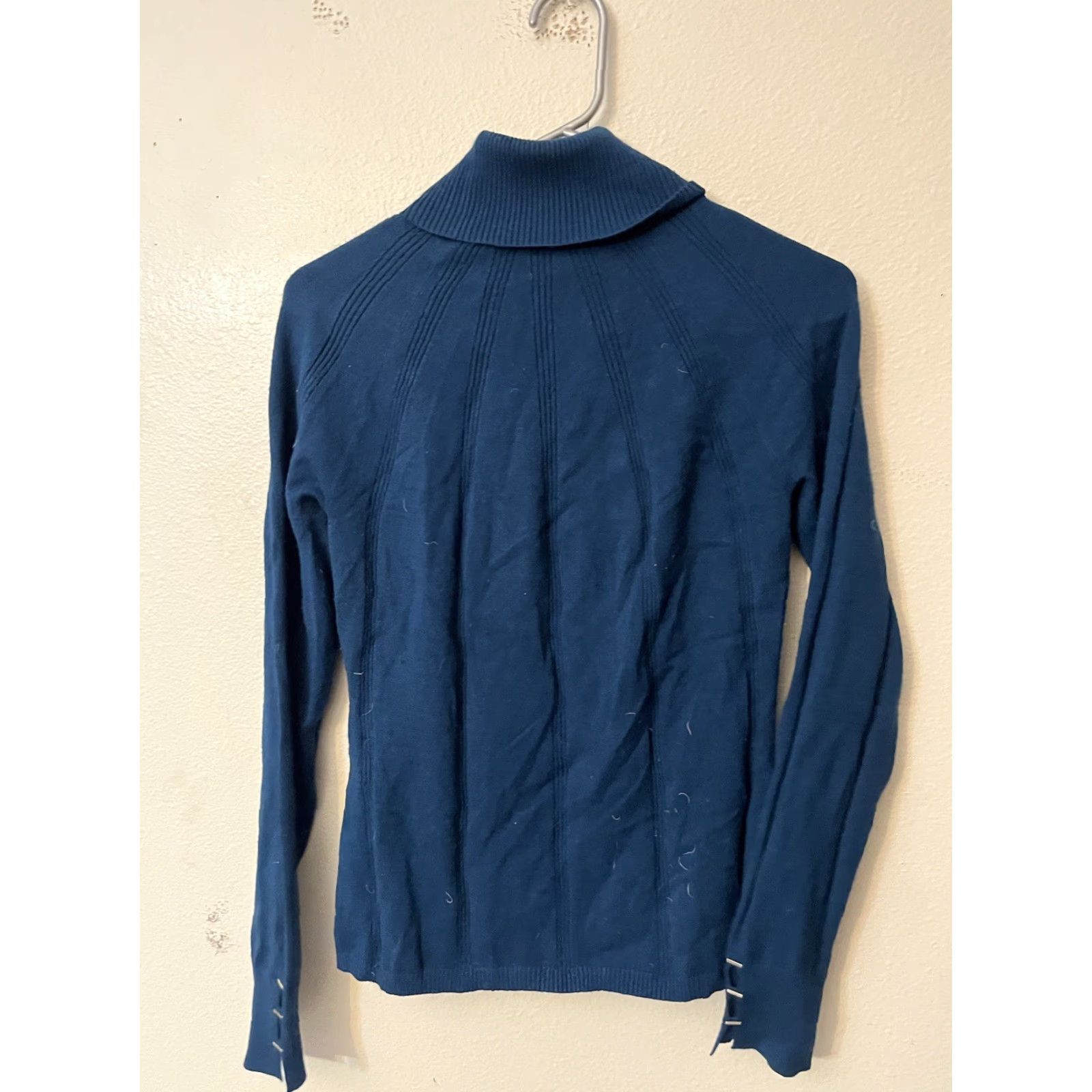 White House Black Market White House Black Market Sweater Knit Blue Solid Cowl Neck Medium Ladies Pullover Knit Long Sleeve Metallic Thread, Glitter Size M / US 6-8 / IT 42-44 - 3 Thumbnail