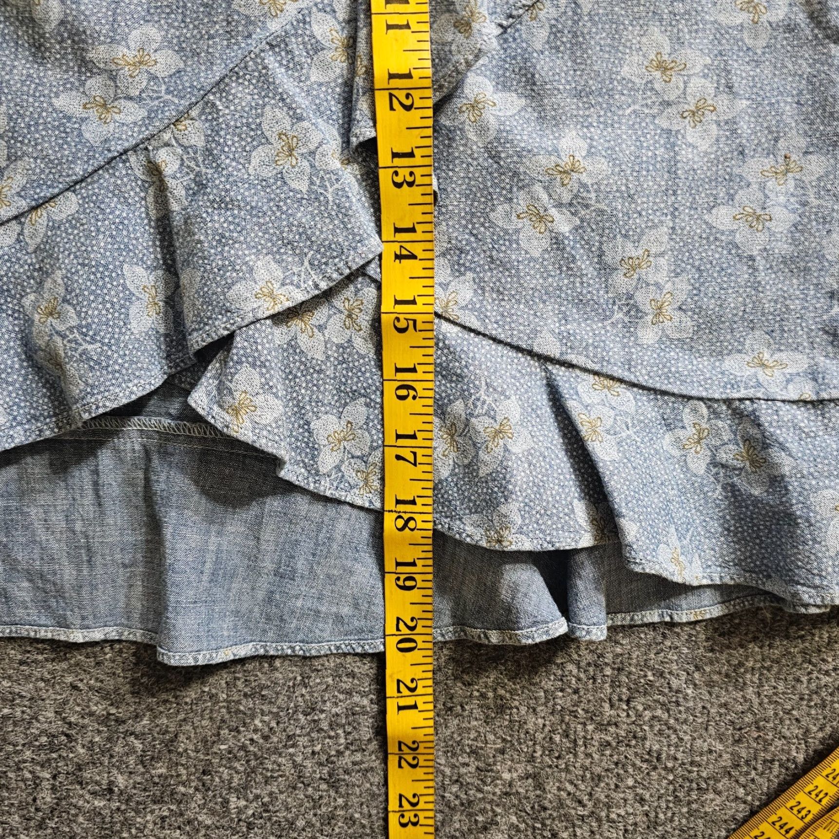 J.Crew J.CREW Skirt Womens Medium Blue Denim Chambray Floral Wrap Style Ruffle Casual Size 32" / US 10 / IT 46 - 5 Thumbnail