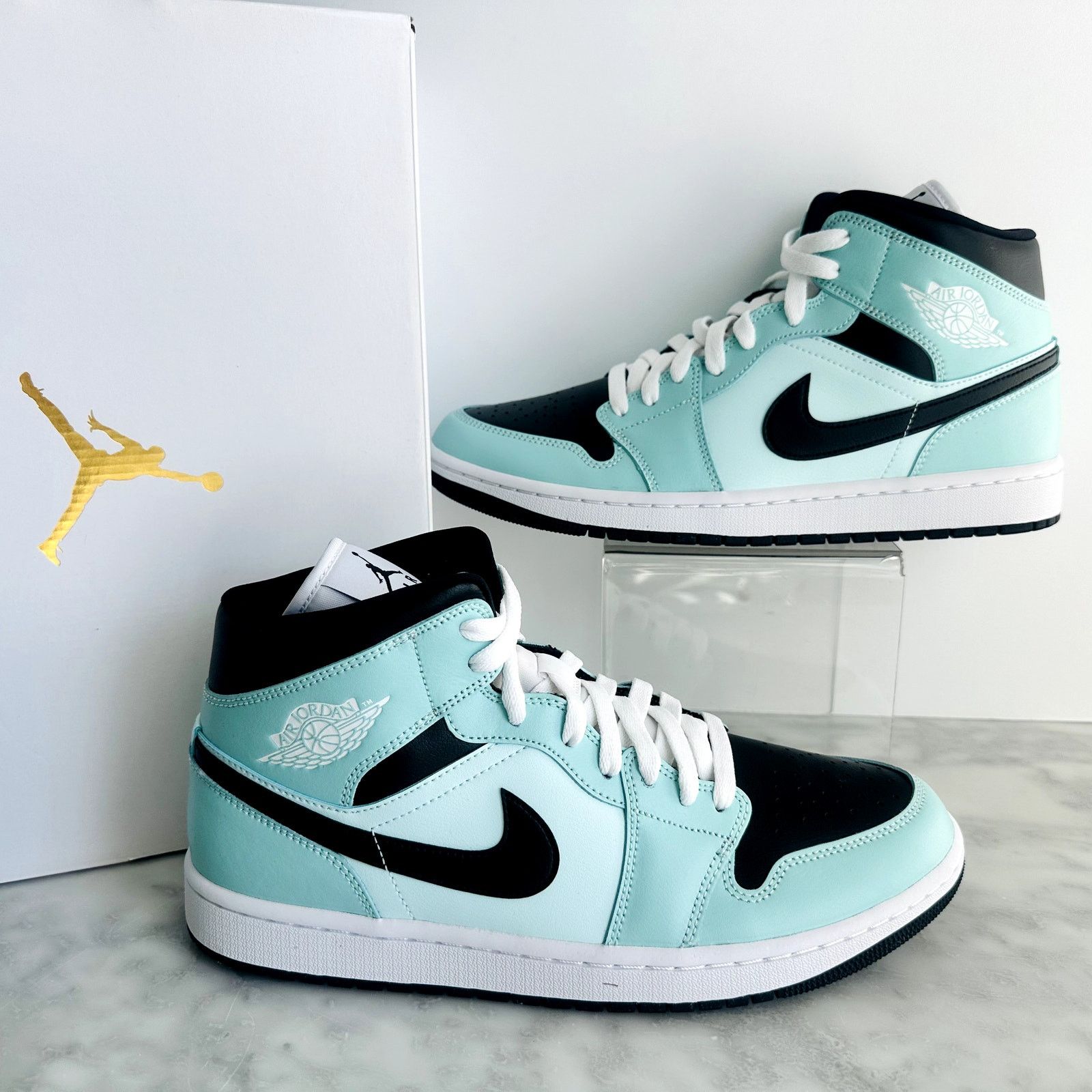 Nike Nike Womens Air Jordan 1 Mid Light Dew/Teal Mint/Noir 12 NEW Size US 12 / IT 42 - 2 Thumbnail
