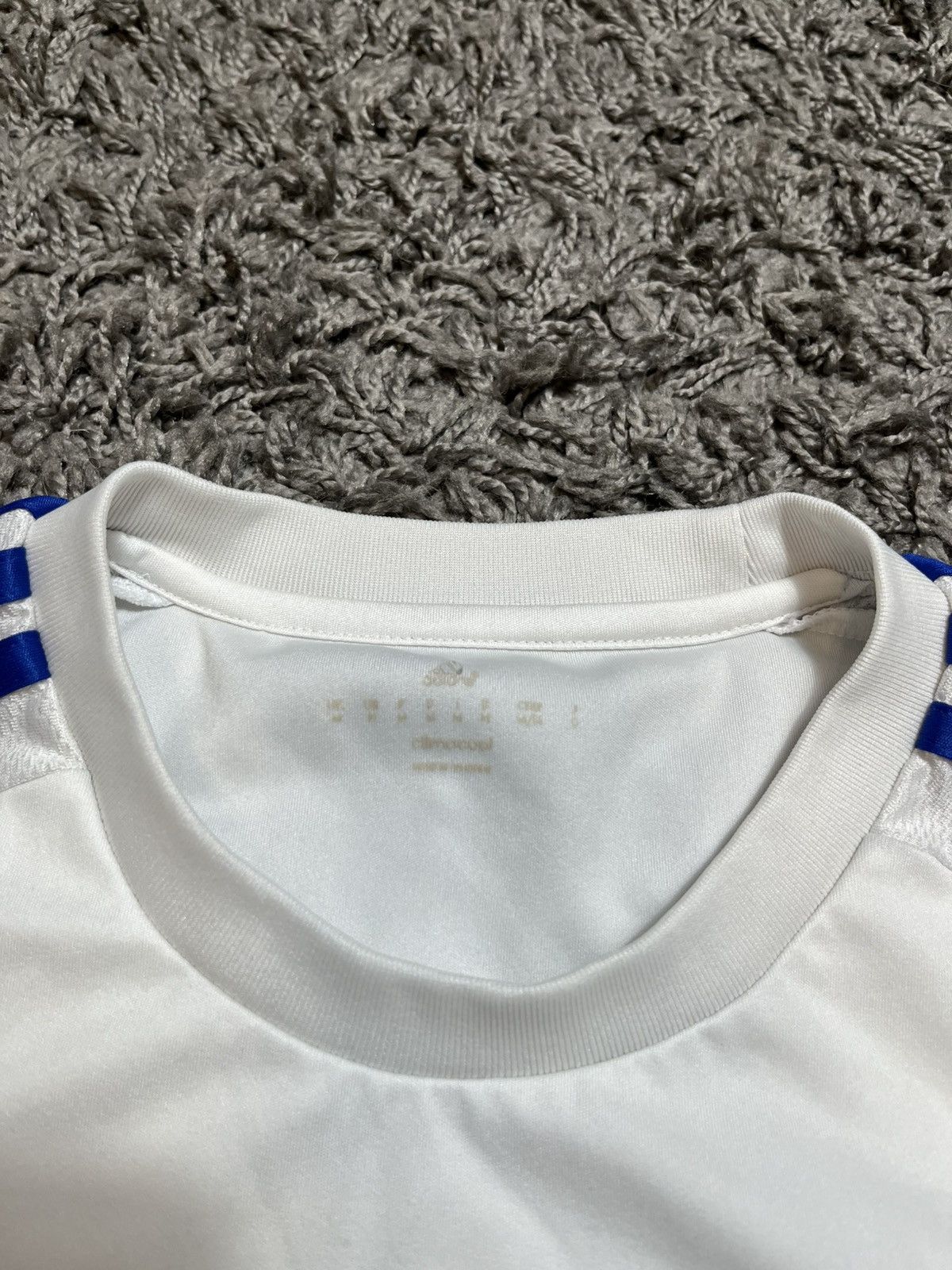 Vintage CHELSEA SOCCER JERSEY 15/16 AWAY FOOTBALL SHIRT MENS Y2K Size US M / EU 48-50 / 2 - 5 Thumbnail