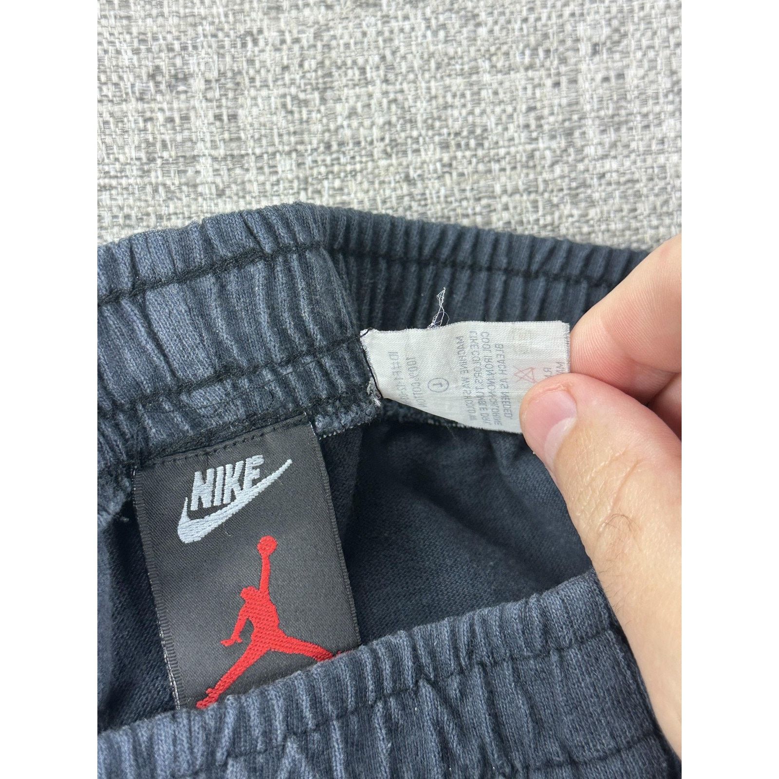 Nike Vintage Nike Air Jordan Sweatpants Mens Large Jumpman 80s Size US 36 / EU 52 - 13 Thumbnail