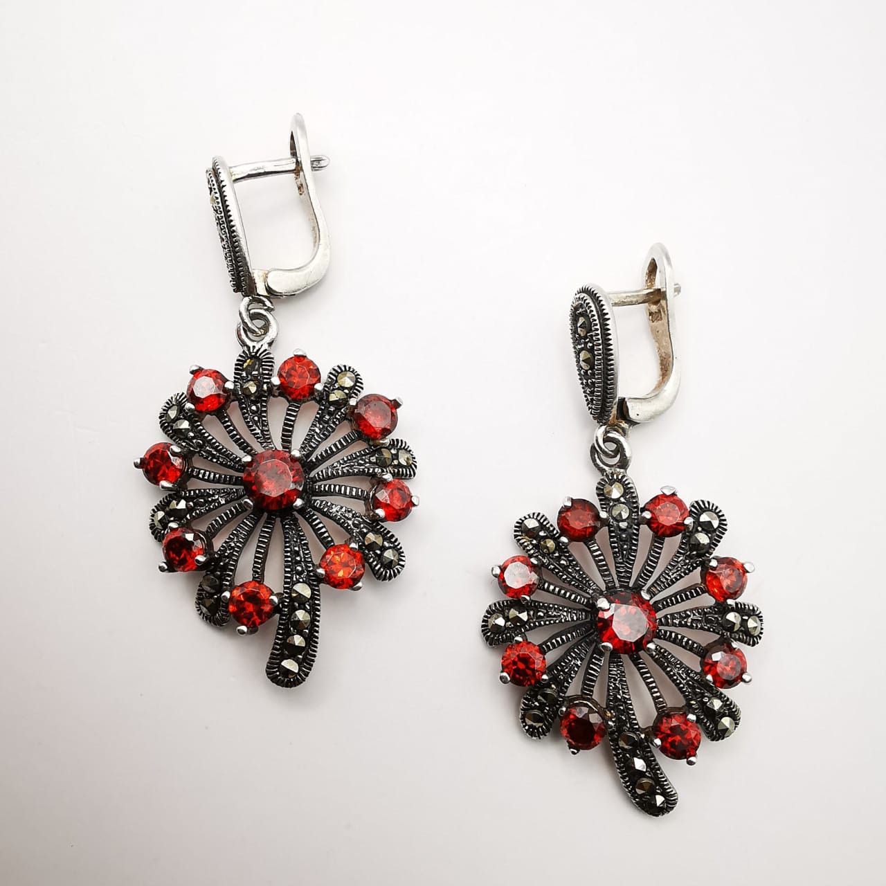 Sterling Silver Exclusive Vintage 925 Sterling Silver Earrings ,Ruby, Size ONE SIZE - 1 Thumbnail