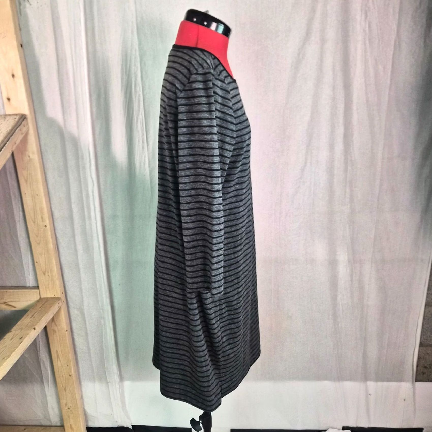 Loft LOFT Ann Taylor Womens Size M Black Stripe Shift Dress Long Sleeve Stretch G063 Dress Size L / US 10 / IT 46 - 2 Thumbnail