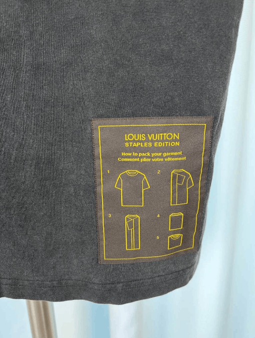 Louis Vuitton Louis Vuitton Short-sleeve T-shirt Size US S / EU 44-46 / 1 - 6 Thumbnail
