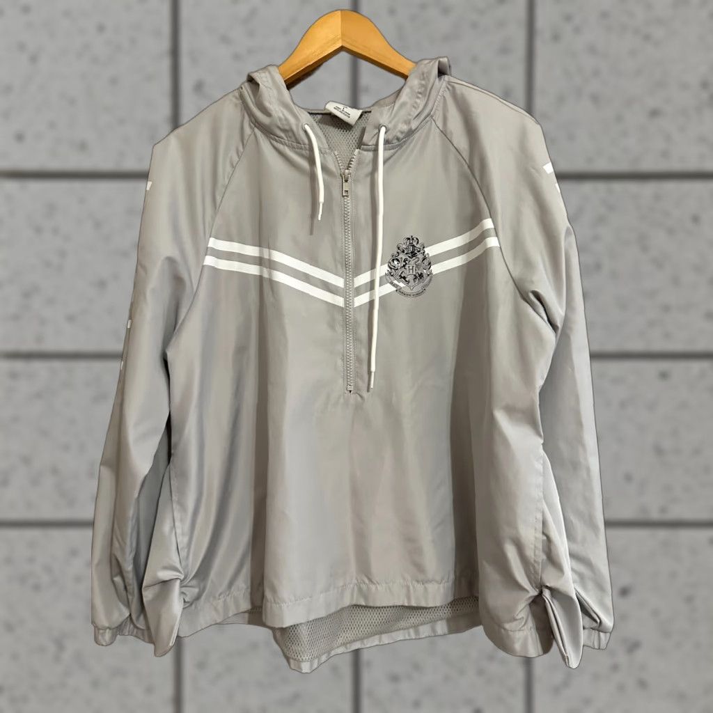 Rains Harry Potter Hogwarts Jacket Windbreaker 1/2 Zip Large Women Gray Rain Lightweight Casual Travel Jacket Weatherproof Size L / US 10 / IT 46 - 1 Thumbnail
