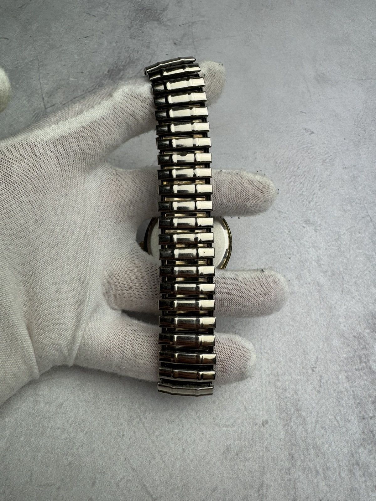 Japanese Brand × Vintage Q&Q Futuristic Watch Vintage Size ONE SIZE - 6 Thumbnail