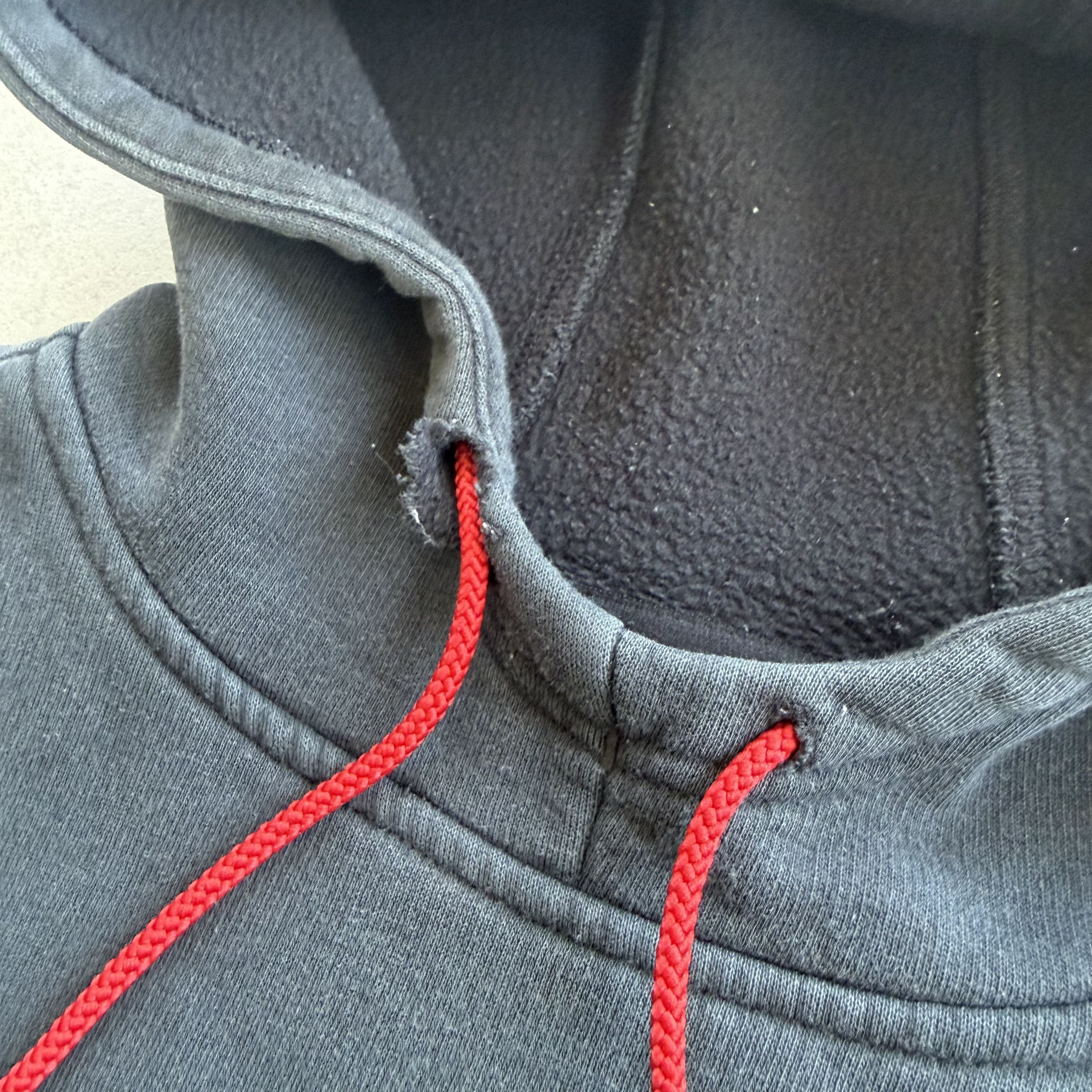 Adidas Vintage Y2K Adidas Center Logo Hoodie Size US L / EU 52-54 / 3 - 3 Thumbnail