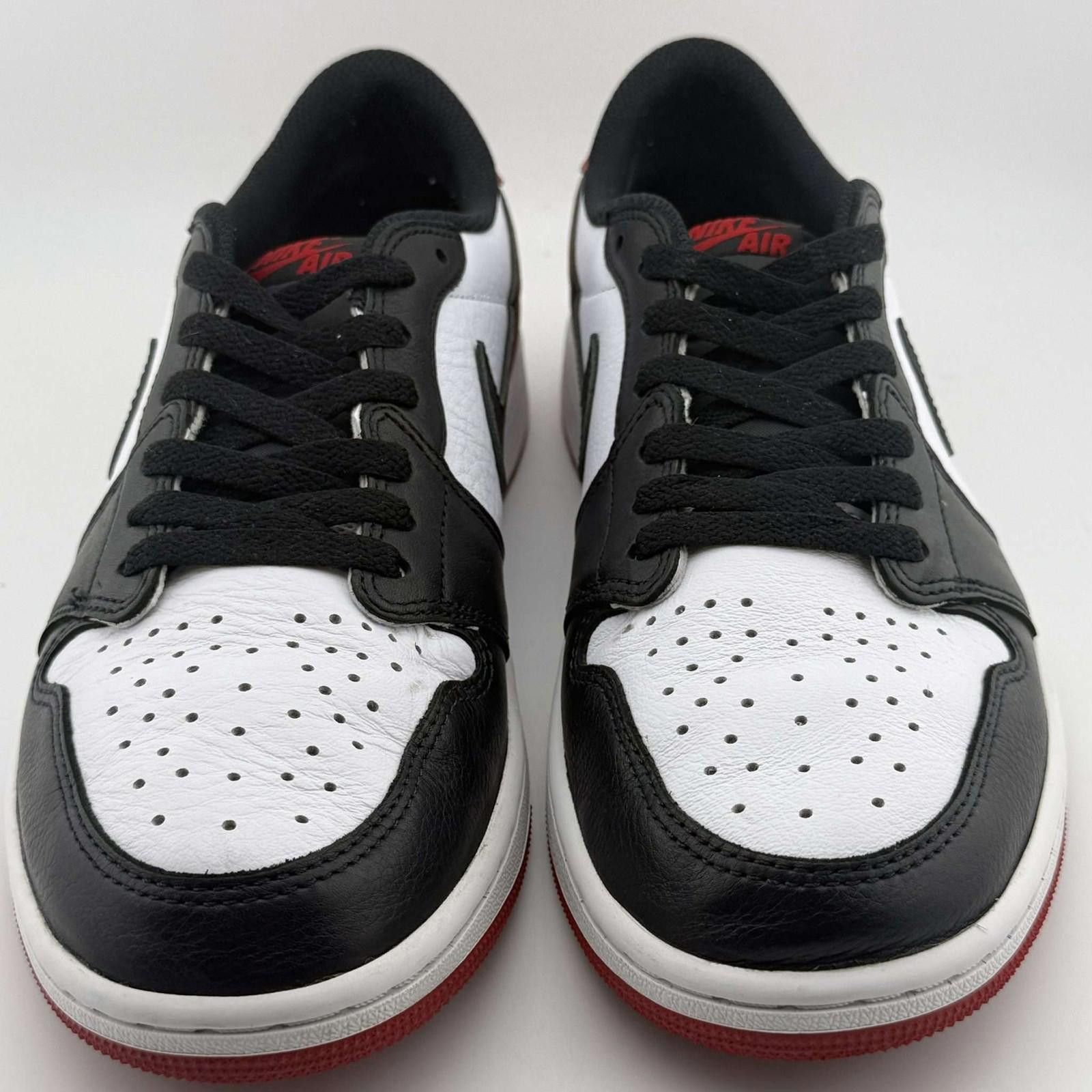 Nike Nike Air Jordan 1 Low Black Toe 9.5 Used OG Box Size US 9.5 / EU 42-43 - 3 Thumbnail
