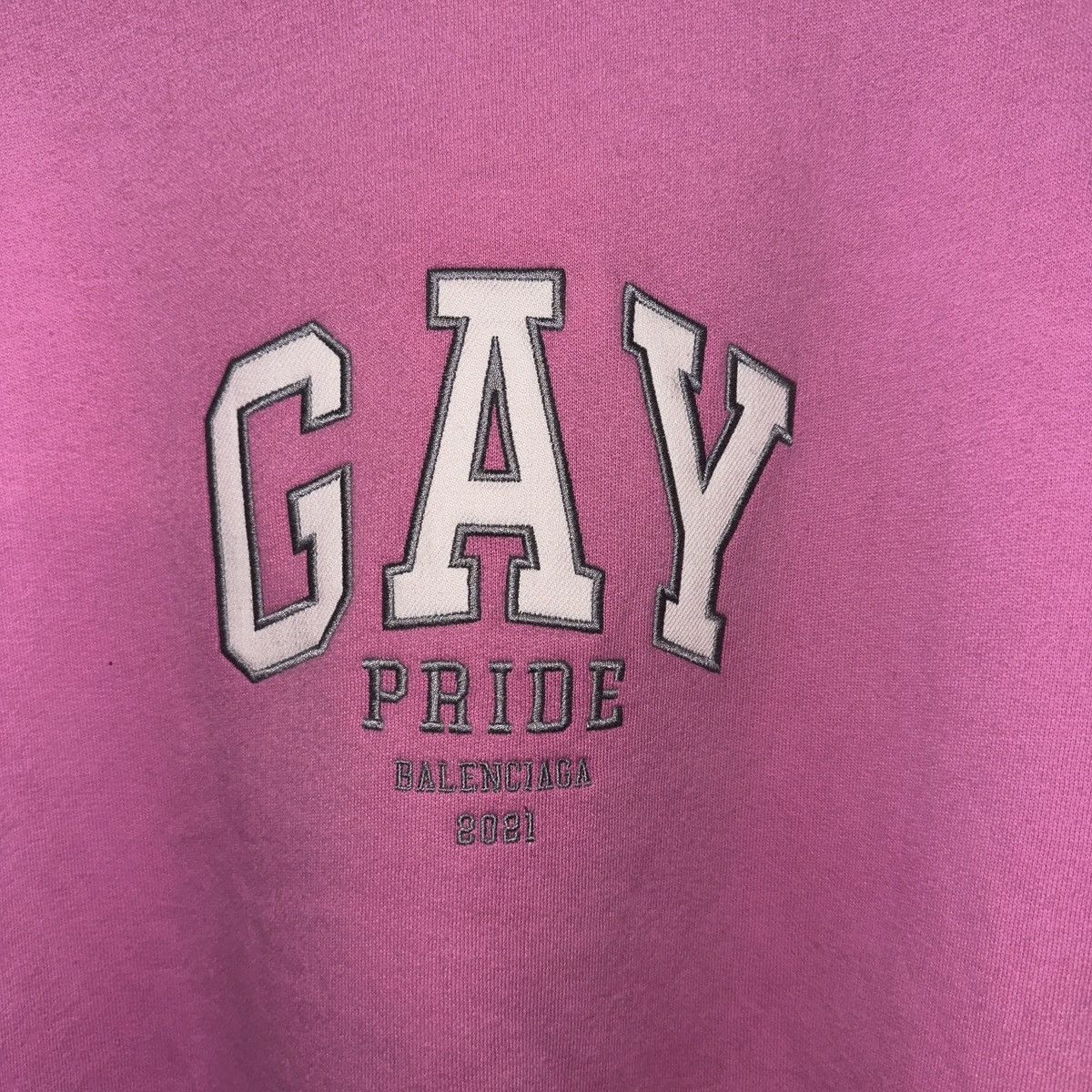 Balenciaga Balenciaga Gay Pride Sweatshirt Size US M / EU 48-50 / 2 - 3 Thumbnail
