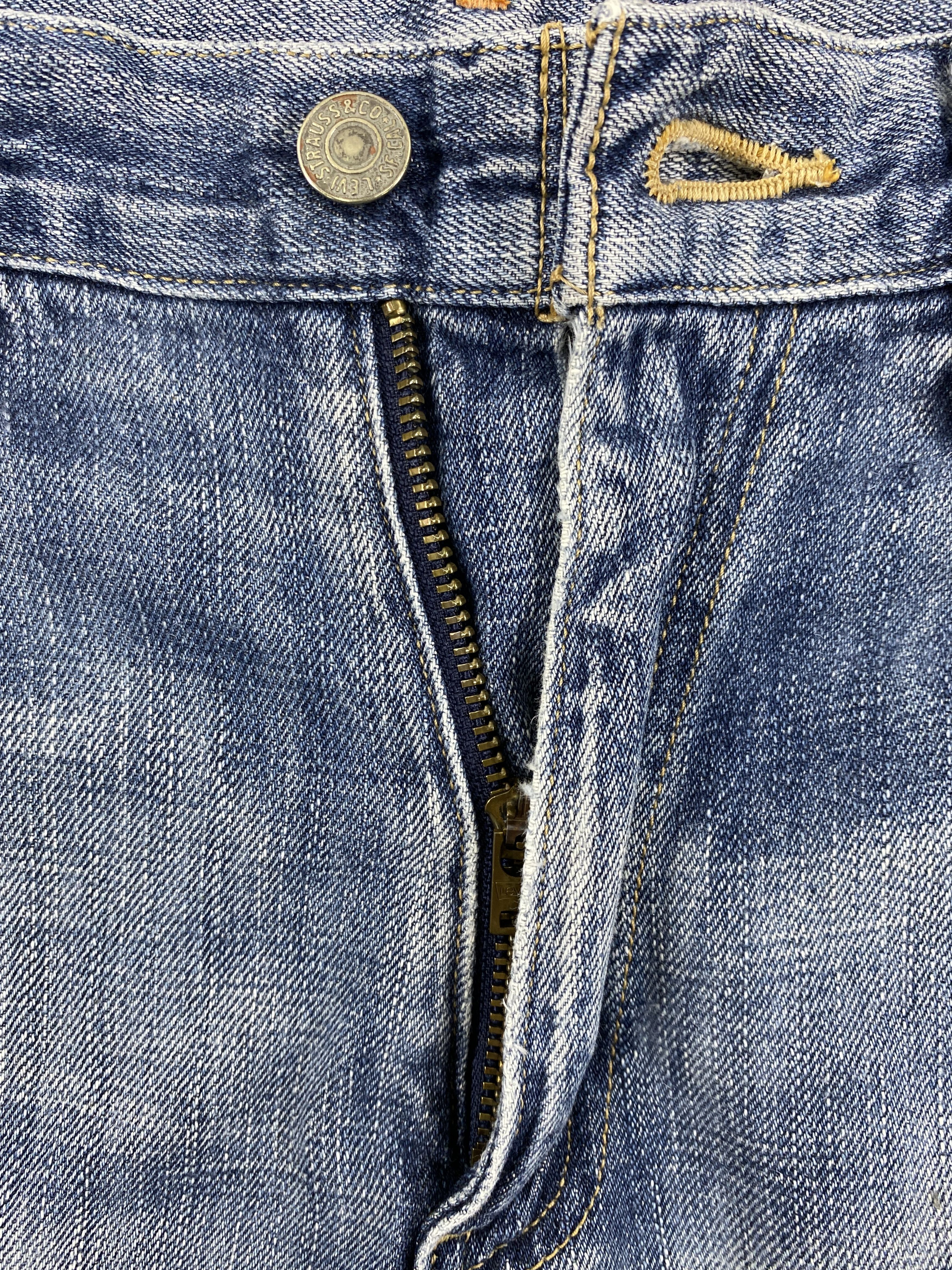 Levi's Ripped Distressed Blue Vintage Levi's 552 33x28 Denim JN2151 Size US 33 - 6 Thumbnail