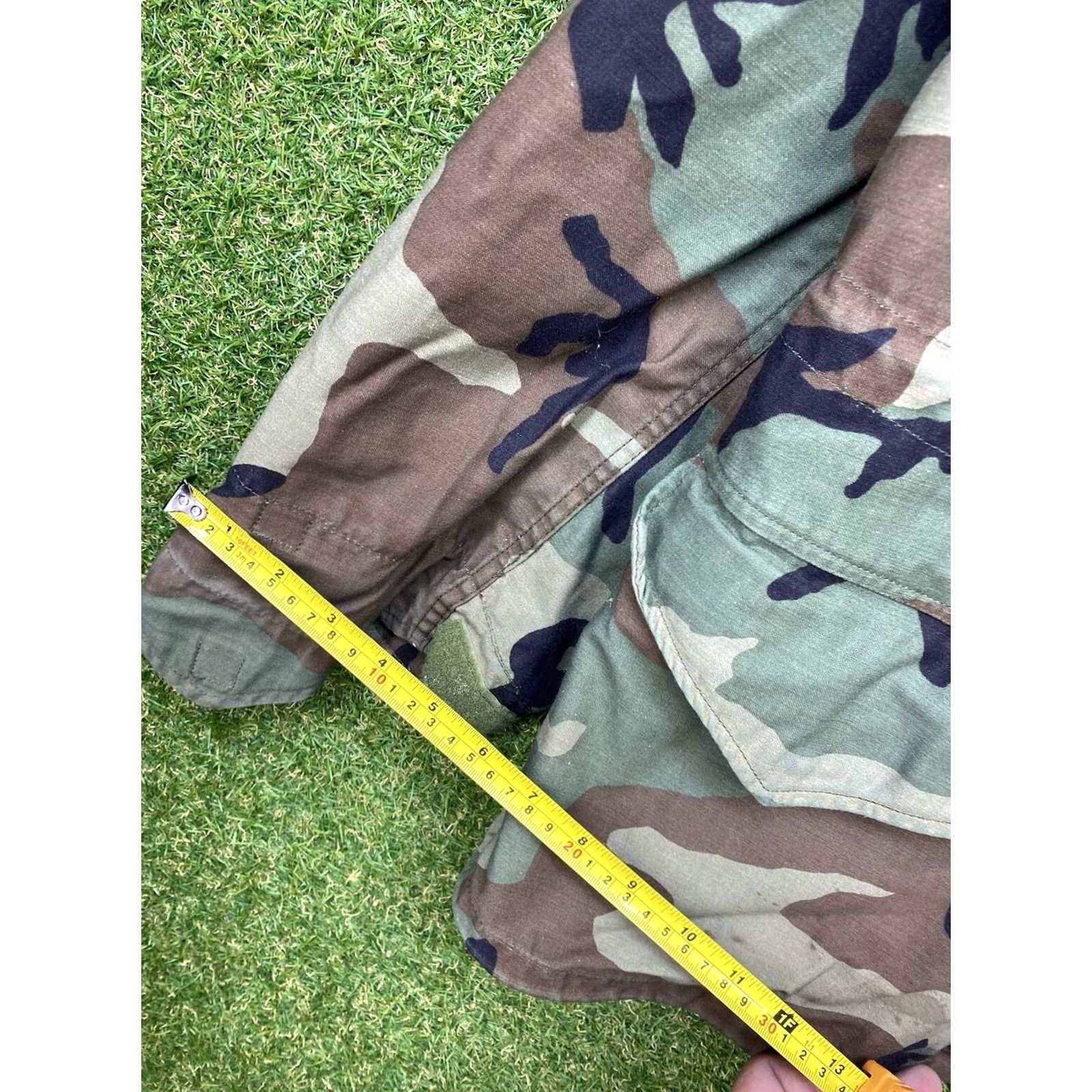 Vintage VINTAGE US ARMY Jacket Mens M Long Woodland Camo 90s Military Coat Workwear Outdoor 40in Chest Mens Size US M / EU 48-50 / 2 - 4 Thumbnail