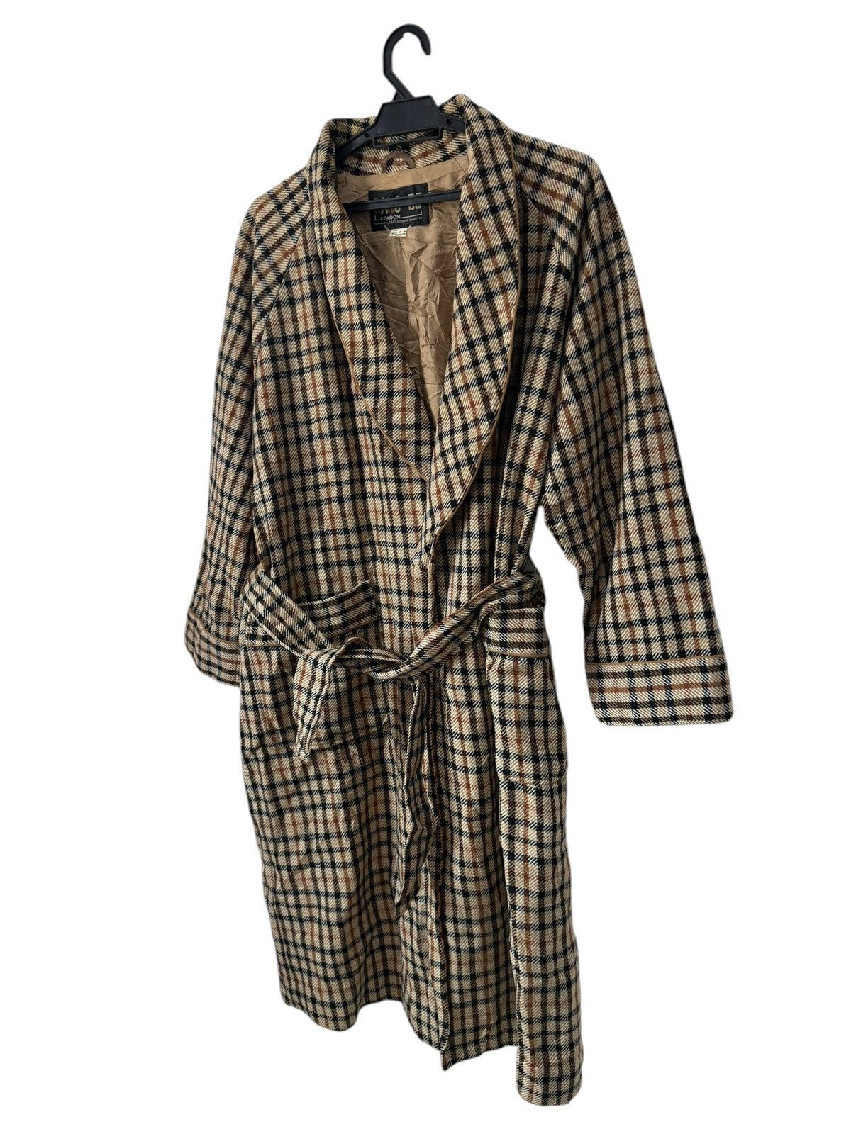 DAKS Y2K DAKS LONDON REG’D TRADE MARK PPLAID DESIGN MADE IN JAPAN Size US M / EU 48-50 / 2 - 3 Thumbnail