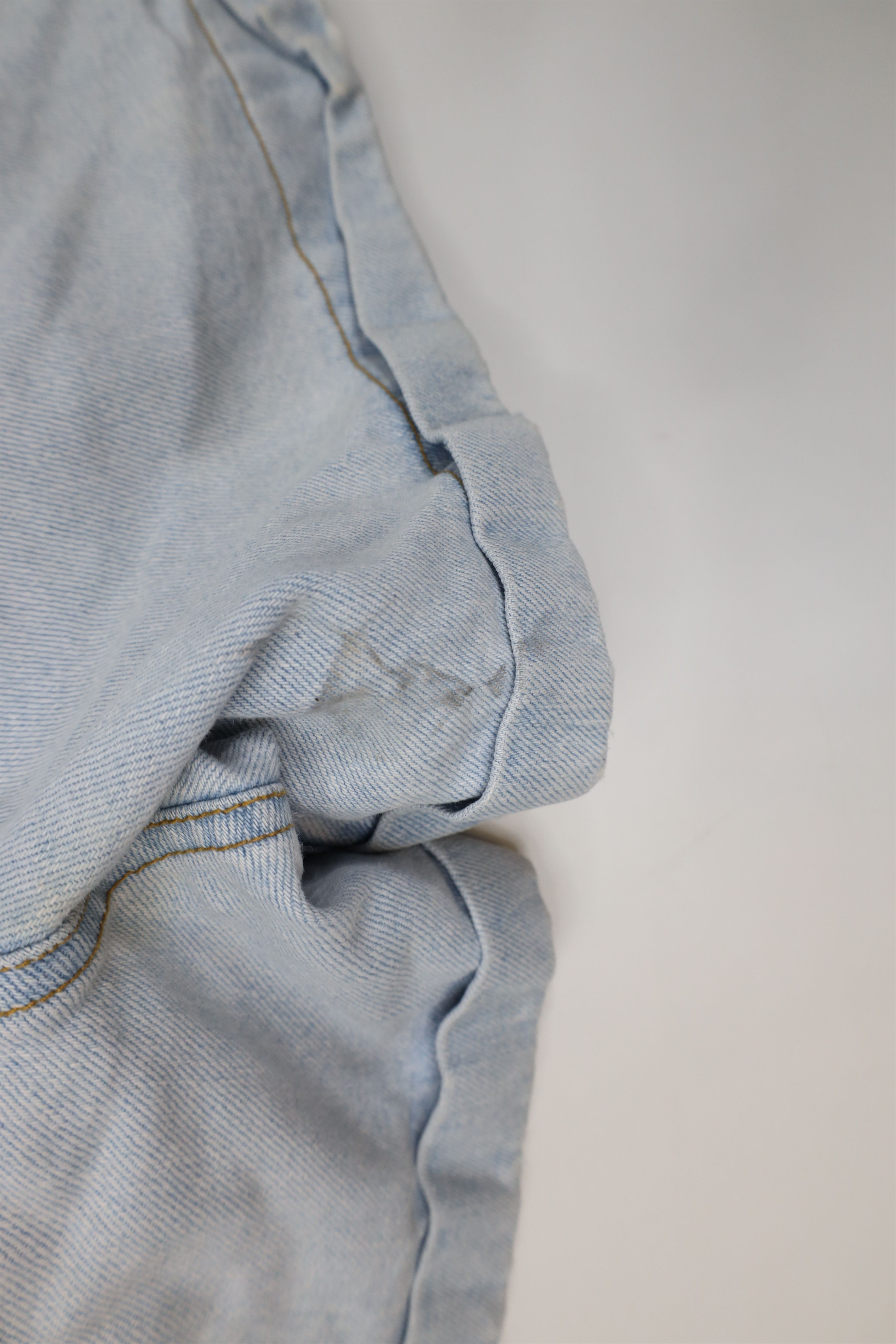Vintage Vintage 90s The Limited Babydoll Cuffed Denim Jean Shorts Size 32" / US 10 / IT 46 - 11 Thumbnail
