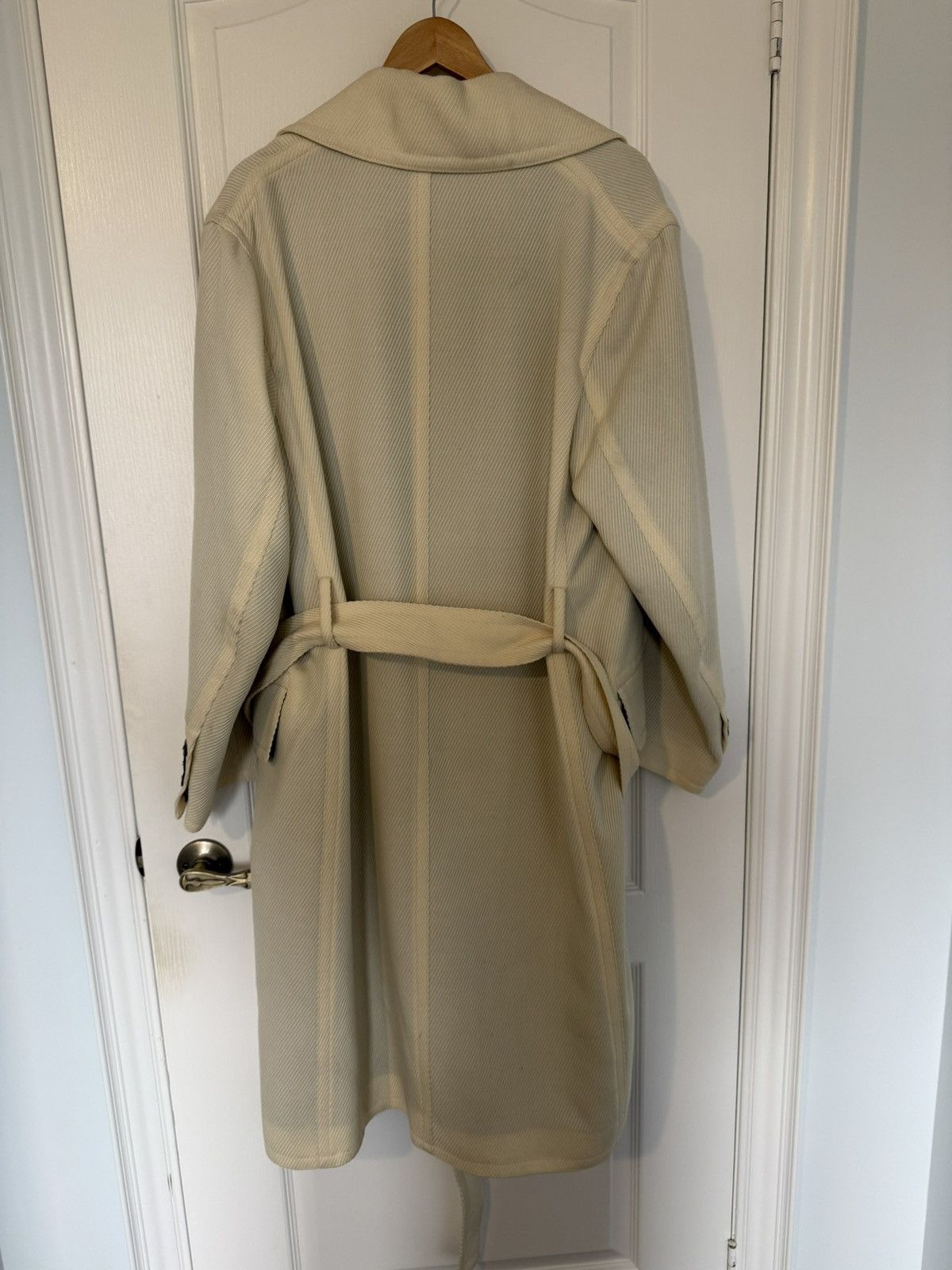 AMI Ami Double Breasted Cream Long Coat Size US M / EU 48-50 / 2 - 2 Thumbnail