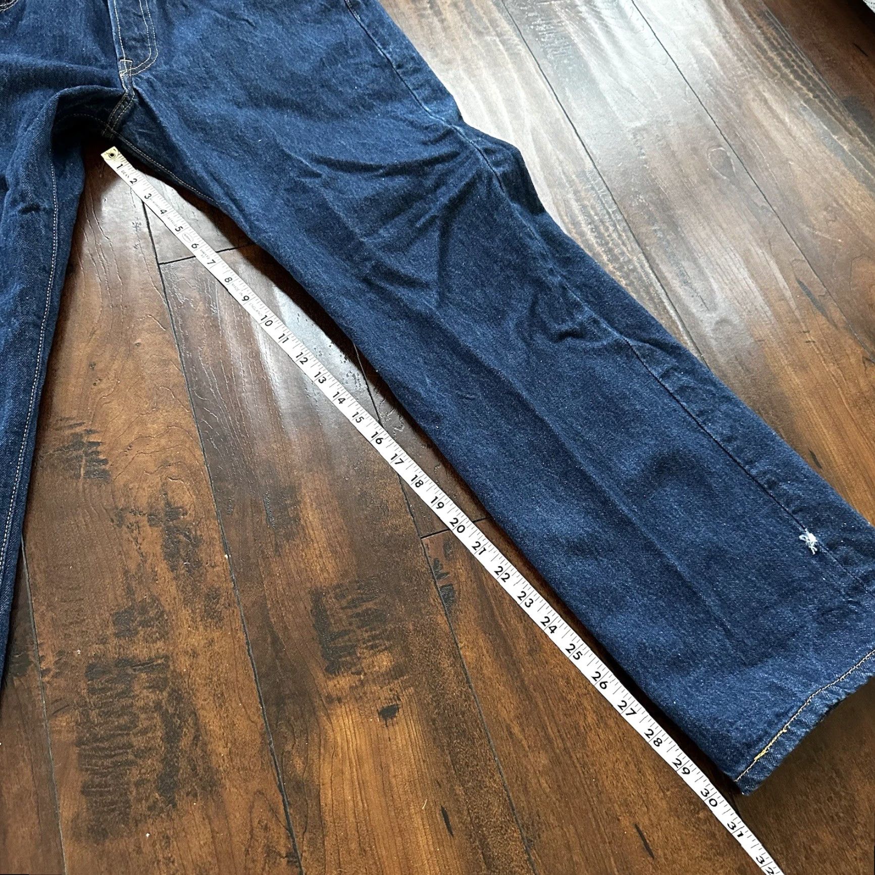 Levi's VINTAGE Levi's 501 XX Jeans (Button Fly) Denim Dark Wash 35x34 90s Denim Men Jeans Straight 35x34 90s Levi's 501 Series Mens Size US 35 - 4 Thumbnail