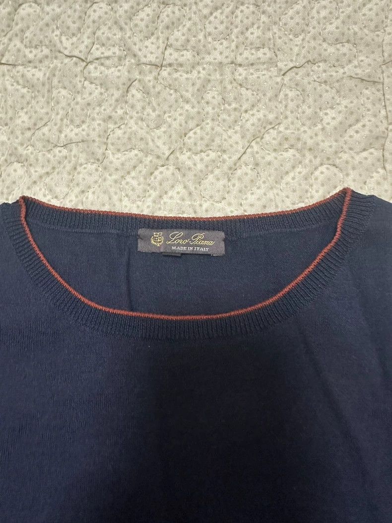 Loro Piana LORO PIANA The sweater has a navy blue undershirt Size S / US 4 / IT 40 - 3 Thumbnail