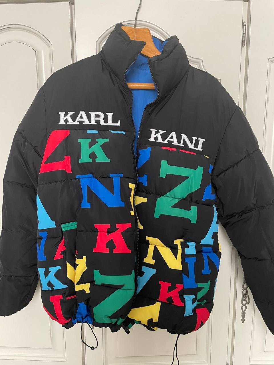 Karl Kani Karl Kani reversible puffer M Size US M / EU 48-50 / 2 - 1 Thumbnail