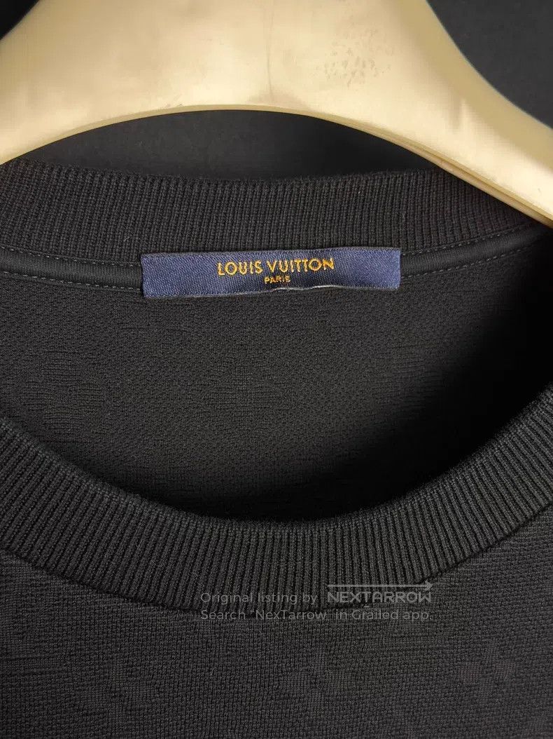 Louis Vuitton Louis Vuitton Black dark stripe logo short sleeve Size US M / EU 48-50 / 2 - 2 Thumbnail