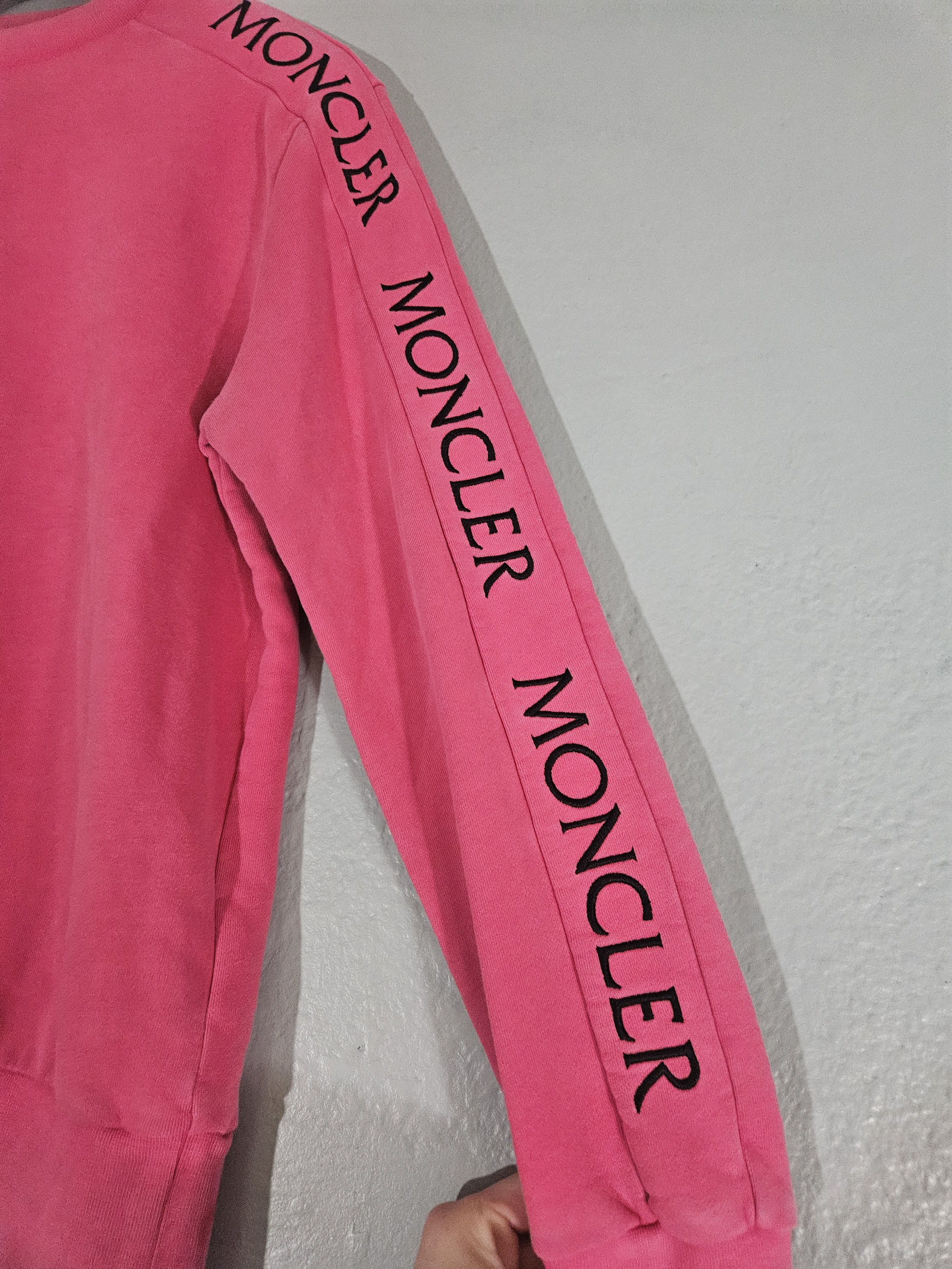 Moncler Pink Logo Tape Crewneck Sweater Size US S / EU 44-46 / 1 - 2 Thumbnail