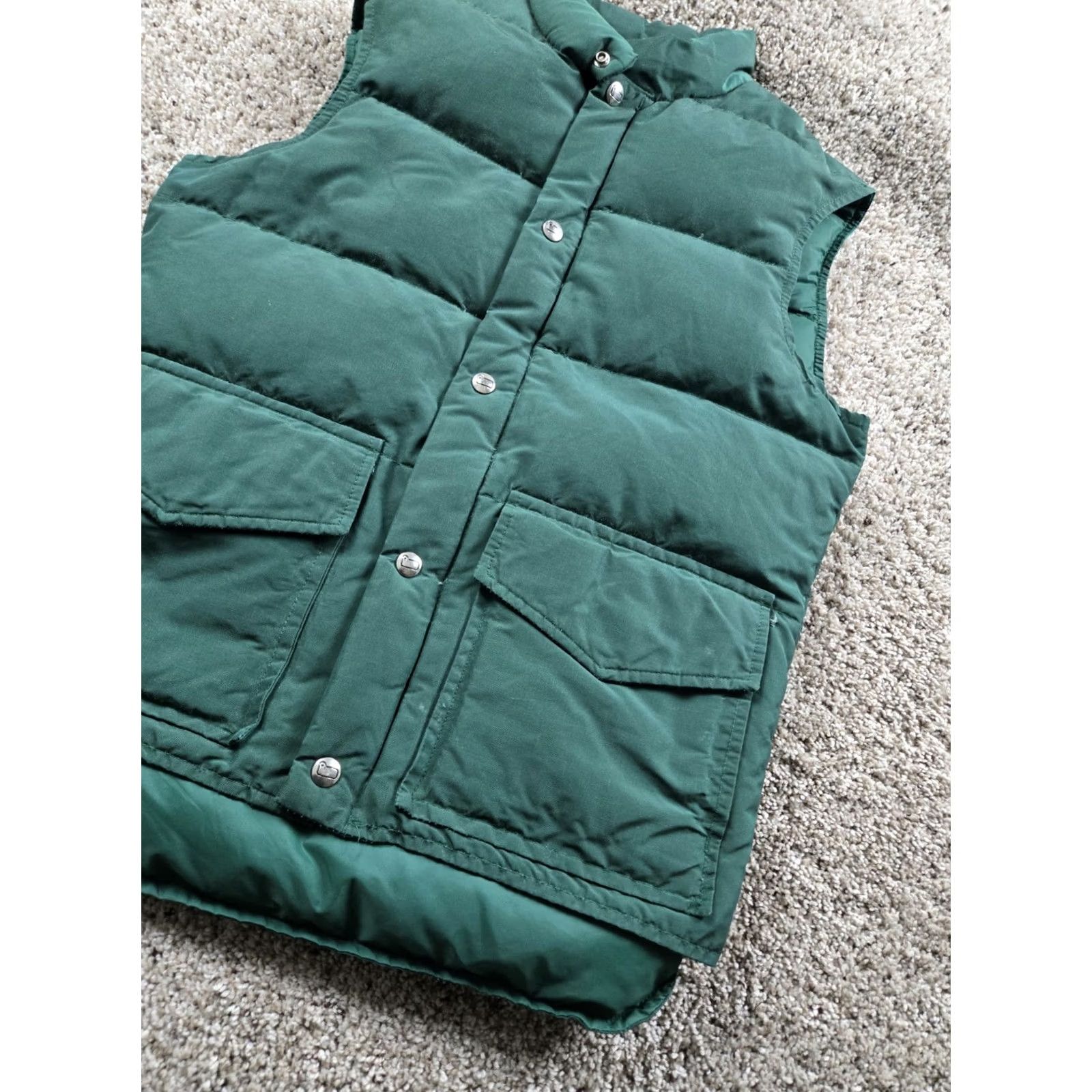 Vintage Woolrich Nylon Down Vest USA製70s Vintage Woolrich Vest Puffer Vest Small Mens Green Nylon Down