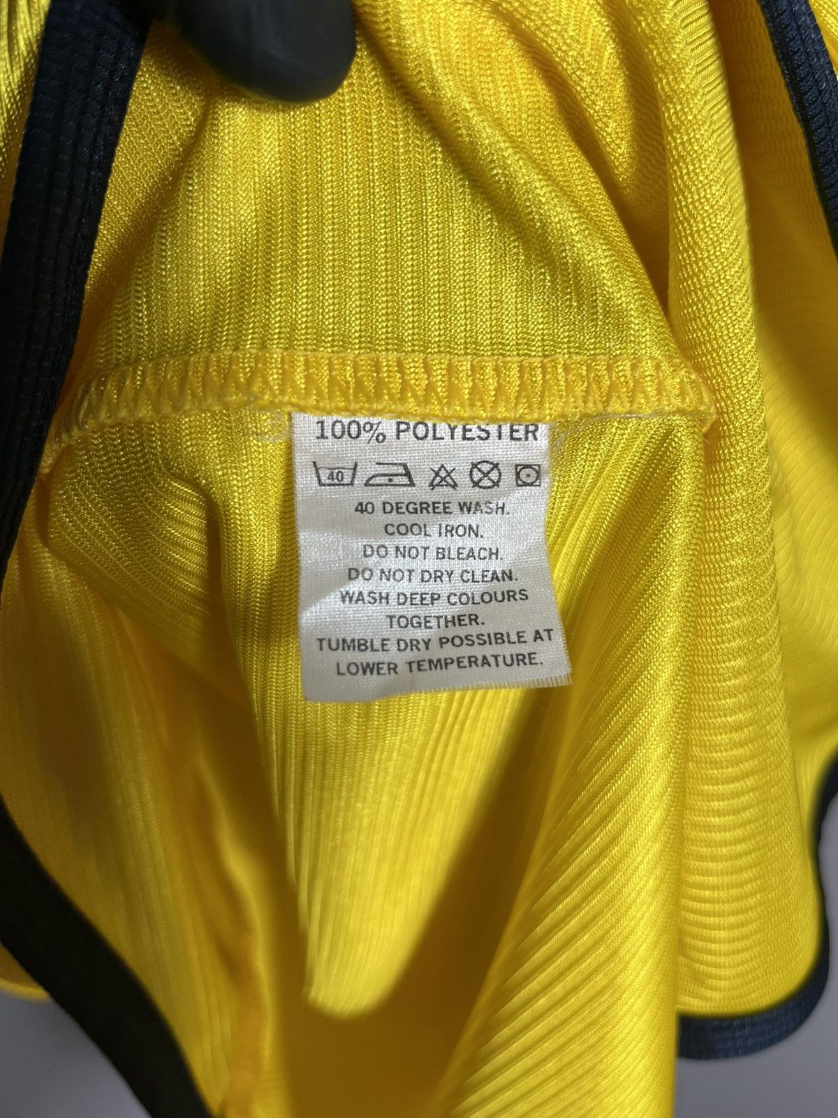 Other OXFORD UNITED 2001 2003 HOME FOOTBALL SHIRT VINTAGE JERSEY Size US XL / EU 56 / 4 - 6 Thumbnail