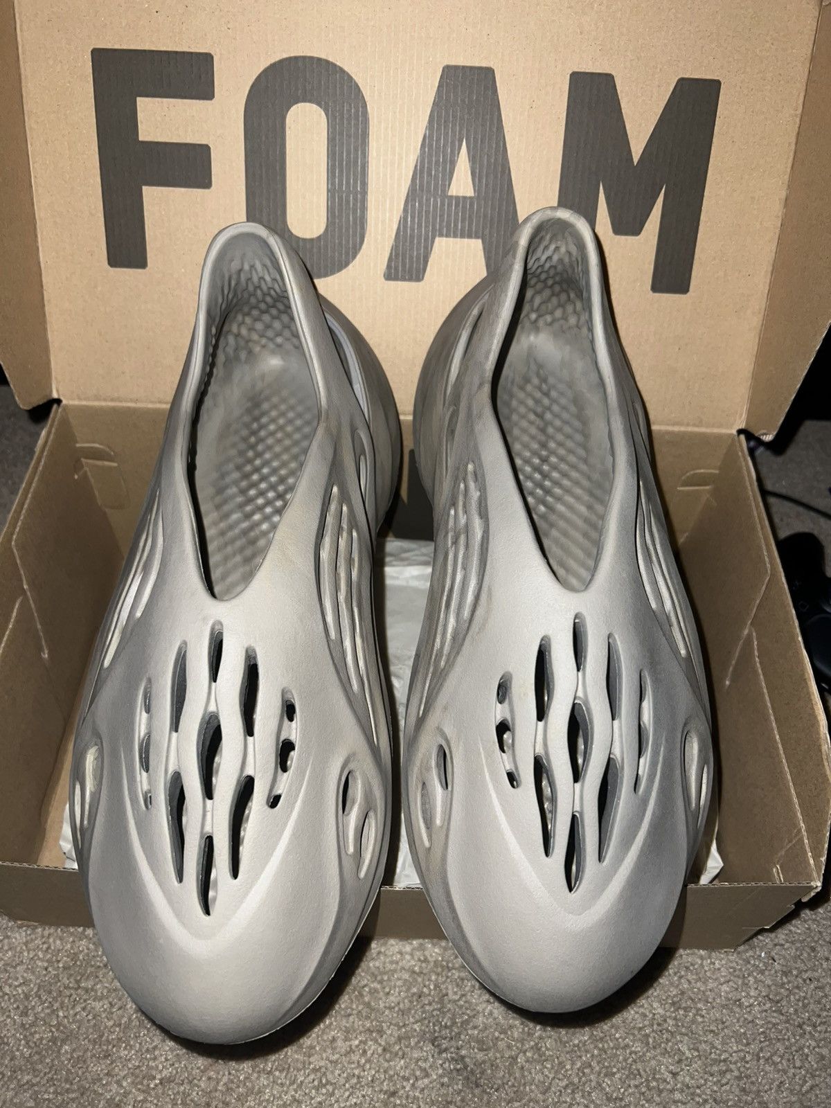 Adidas Yeezy foam runner “stone sage” Size US 13 / EU 46 - 3 Thumbnail