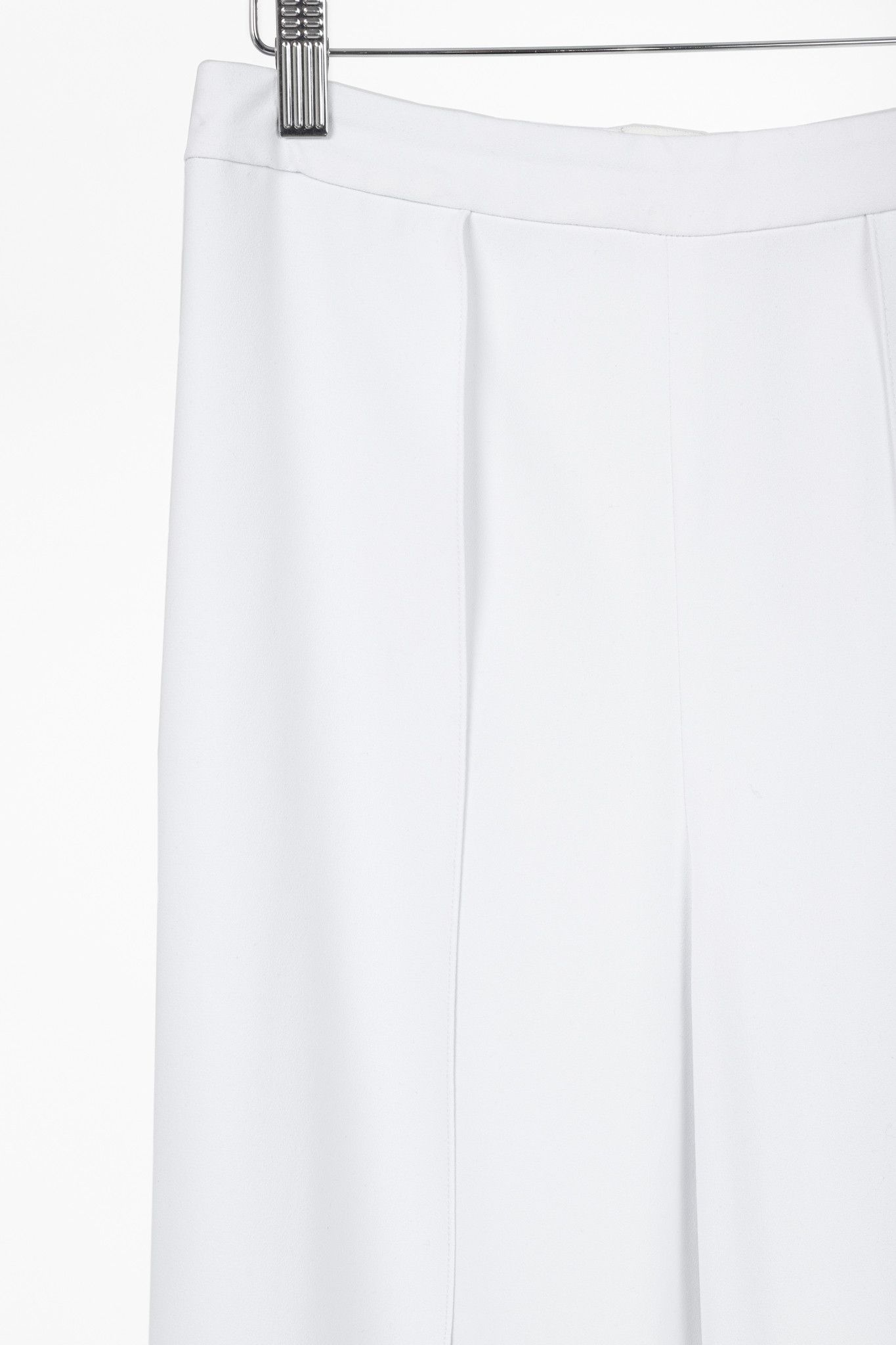 Alice + Olivia Alice + Olivia Larissa White Crepe Open-Pleat Pants Size 27" / US 4 / IT 40 - 4 Thumbnail