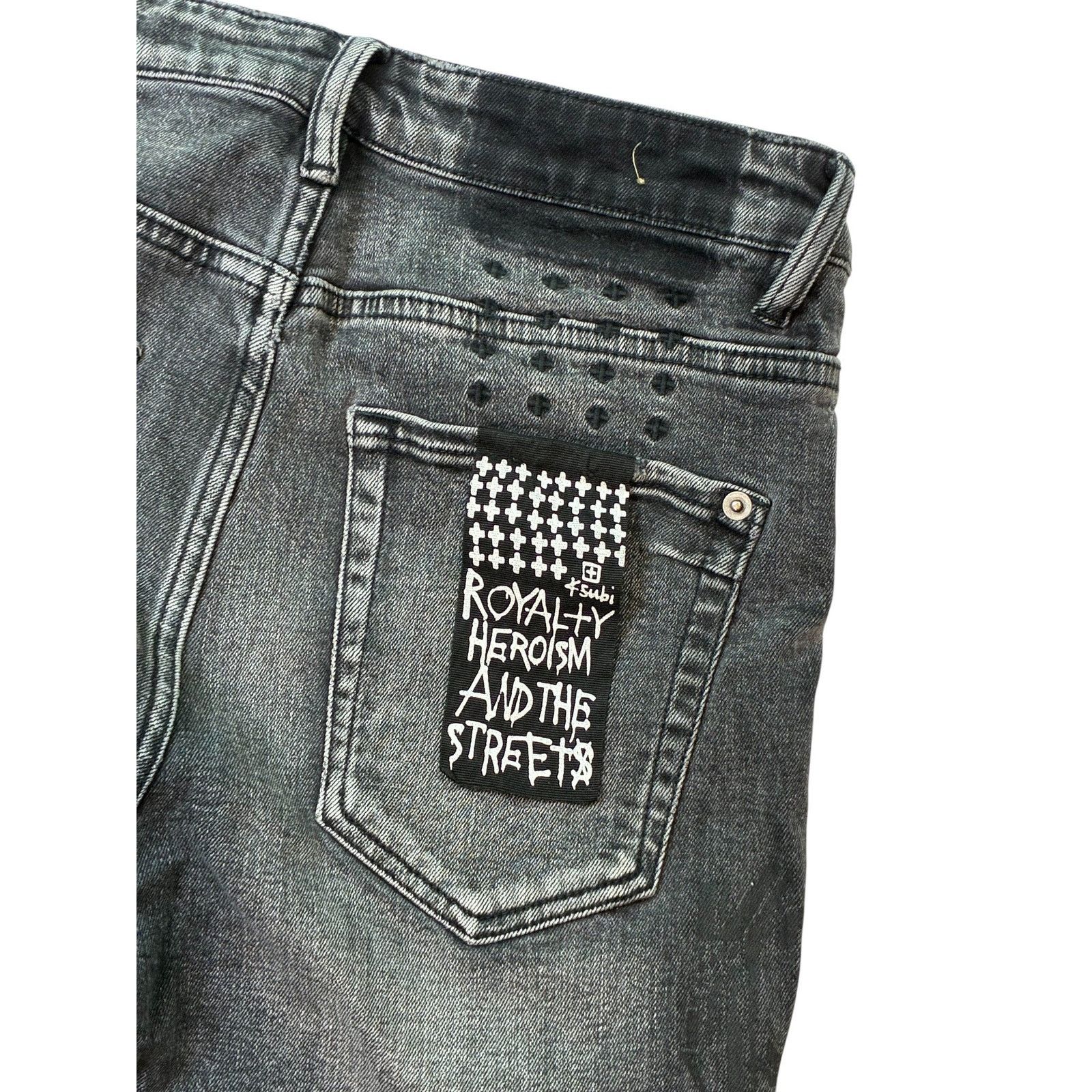 Purple Brand Purple Brand Grey Wash Writing Jeans Size US 30 / EU 46 - 2 Thumbnail