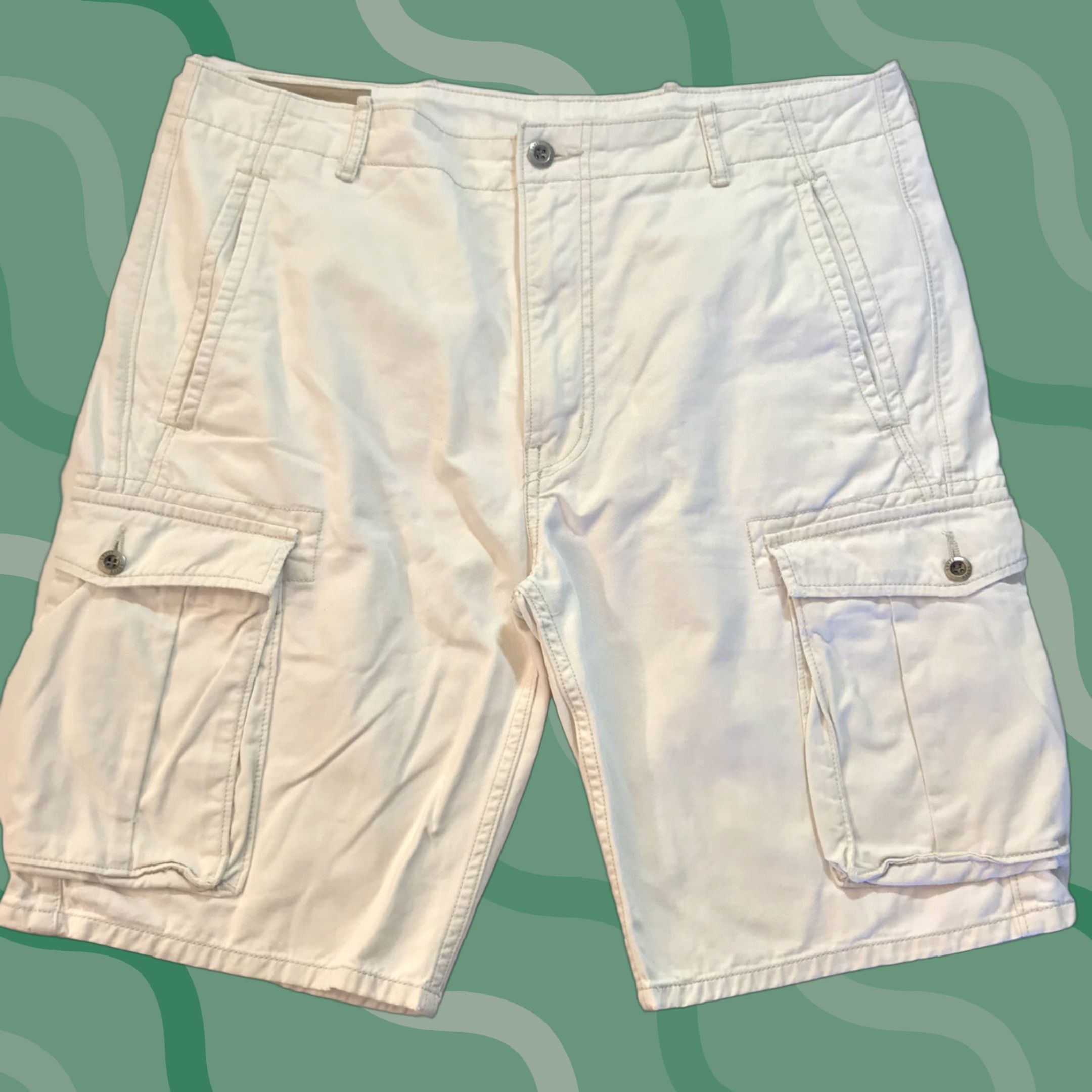 Levi's Levi's Cargo Shorts Men 34 Casual Solid Beige Cotton Canvas Pockets 34 Regular Classic Outdoor Shorts Size US 34 / EU 50 - 1 Thumbnail