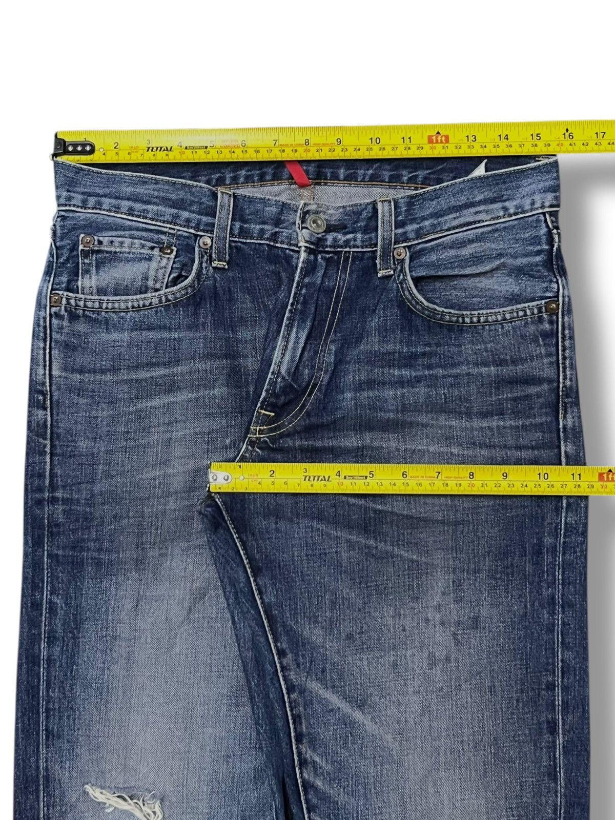 Uniqlo Vintage Uniqlo UJ Japan - Faded Wash, Distressed Denim Size US 31 - 12 Thumbnail
