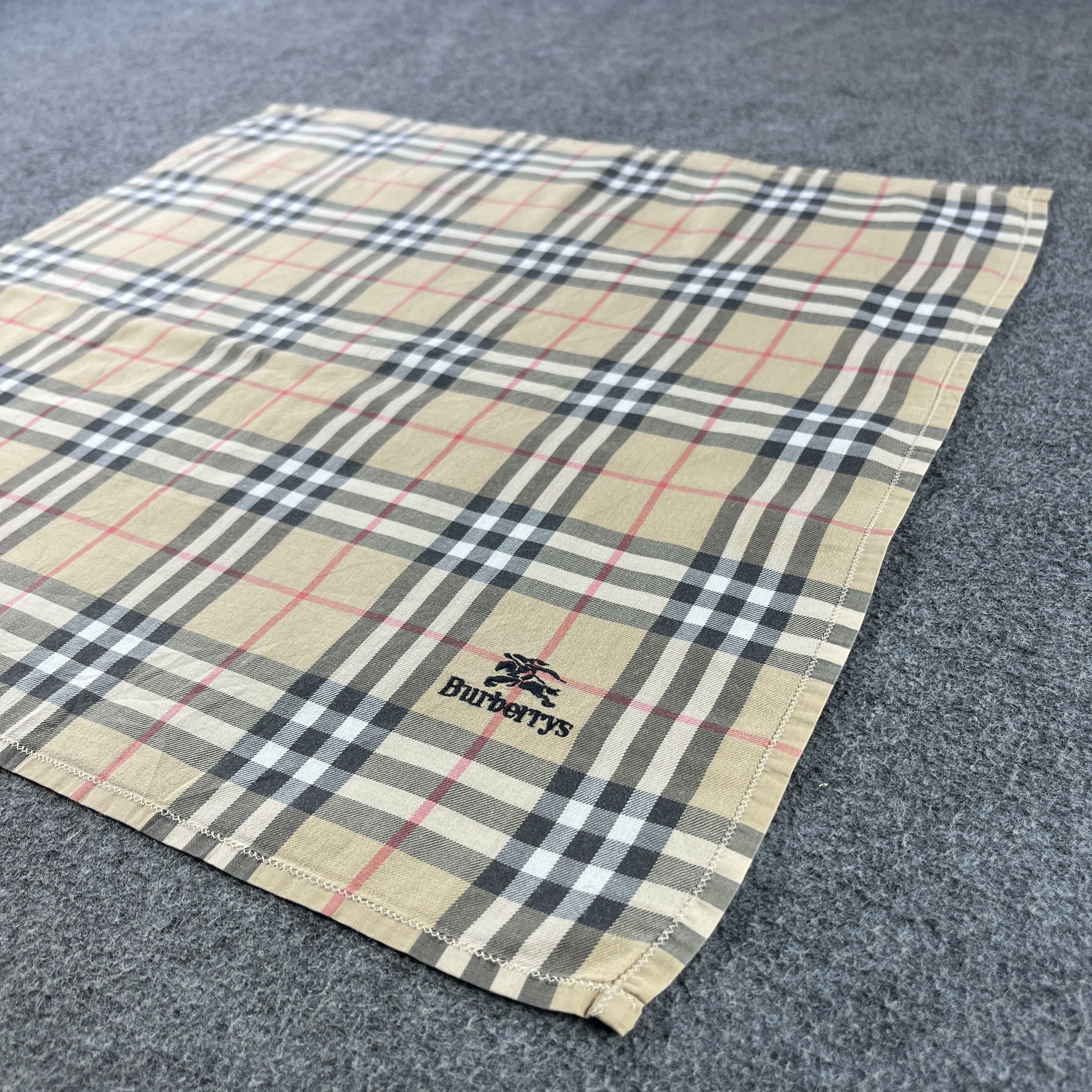Burberry Burberry Handkerchief / Bandana / Neckerchief B098 Size ONE SIZE - 5 Thumbnail